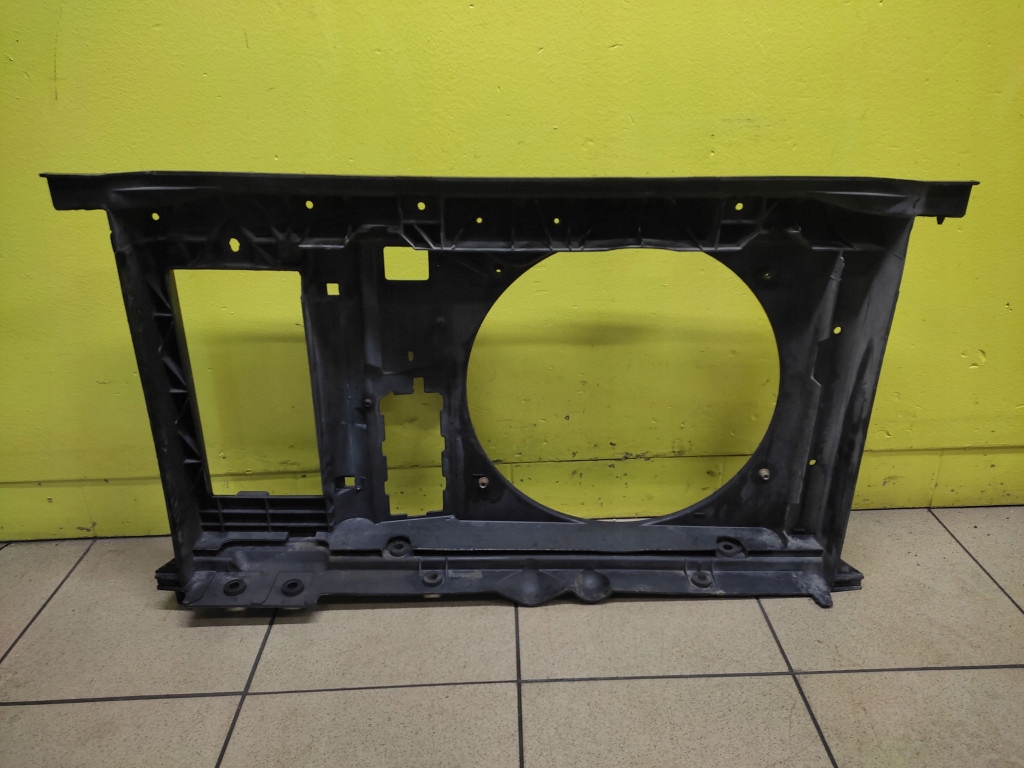 PEUGEOT 307 2.0 HDI support panel for radiators