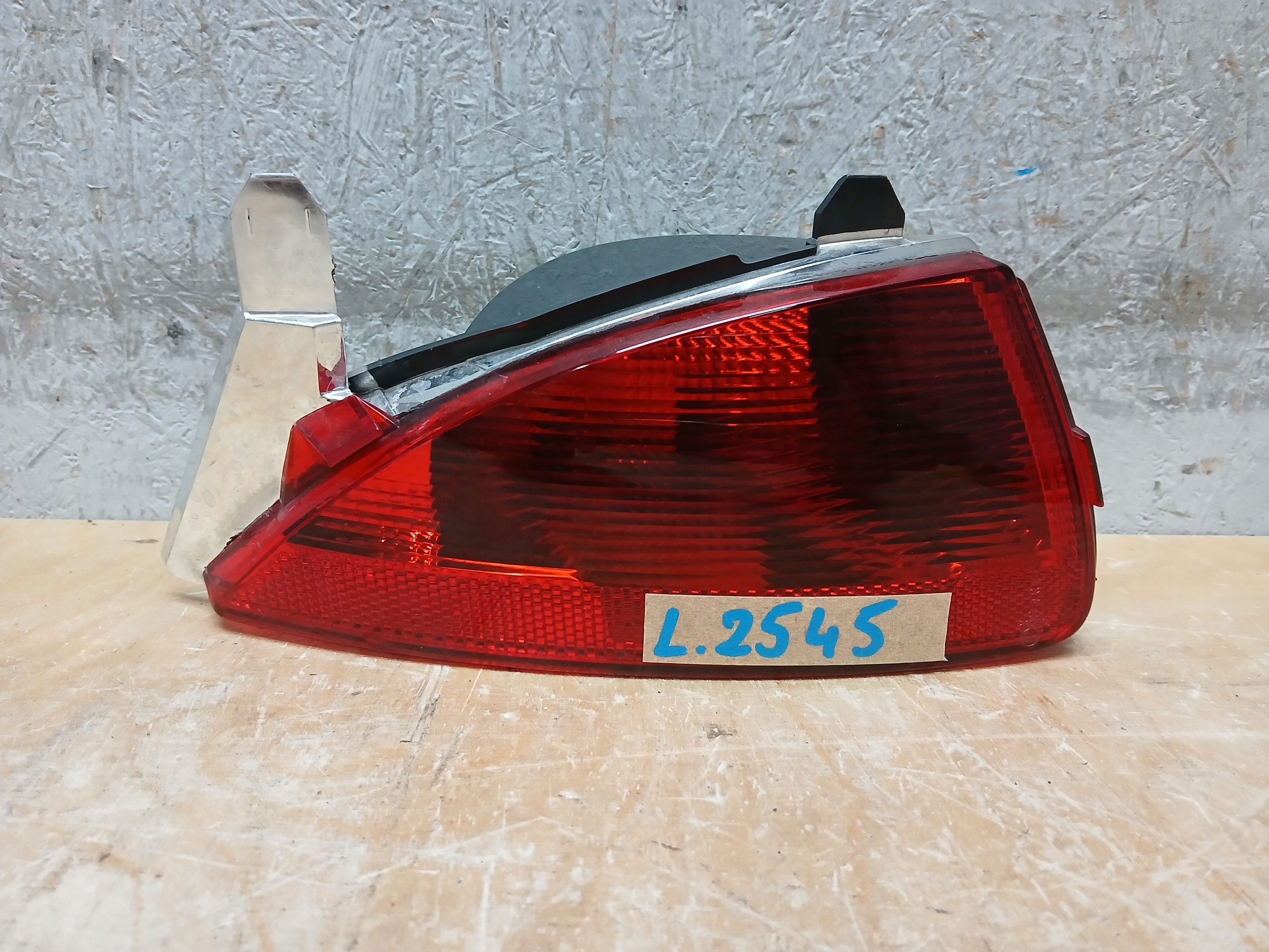 light rear part left RENAULT KADJAR 265858137R