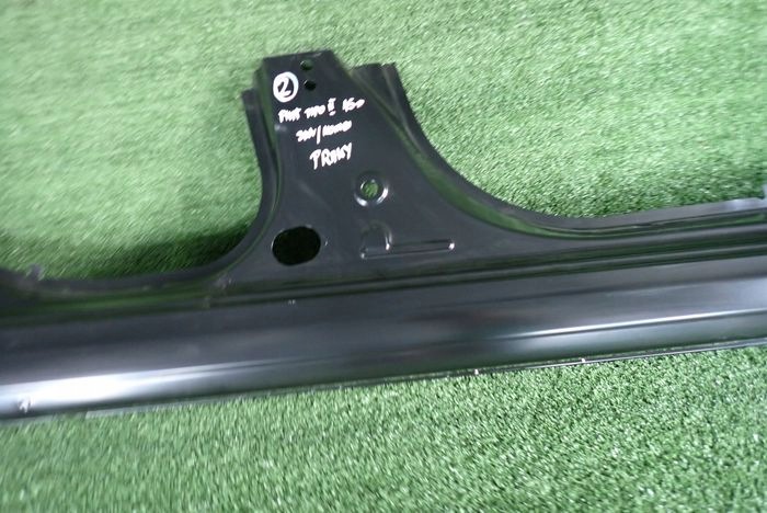 FIAT TIPO II 15- threshold right