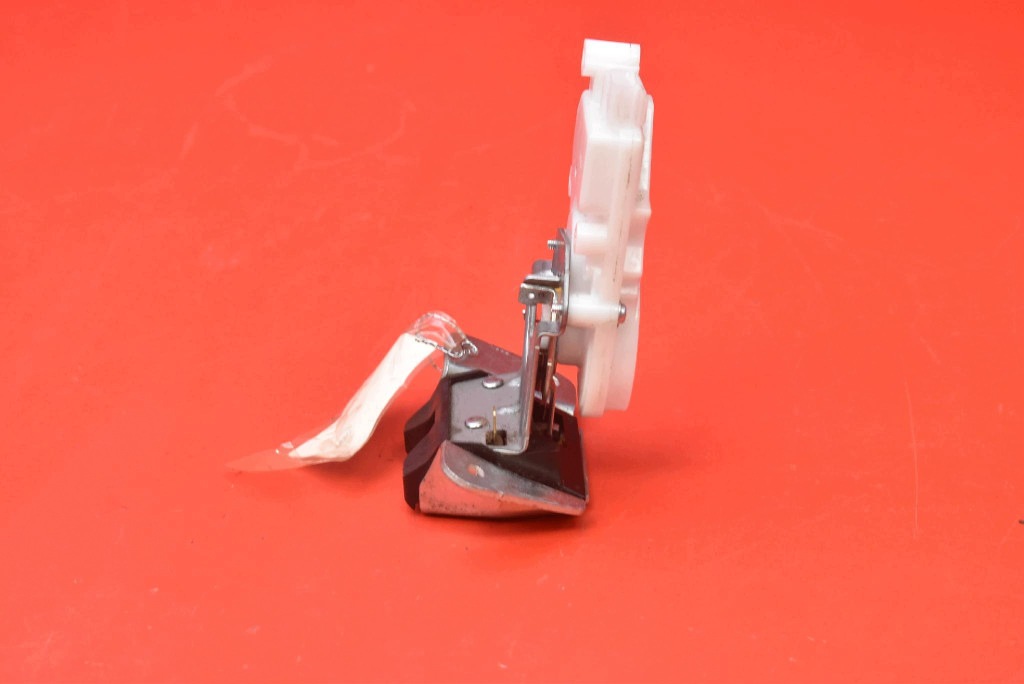 lock bonnet rear part boot CITROEN C-CROSSER 07-13
