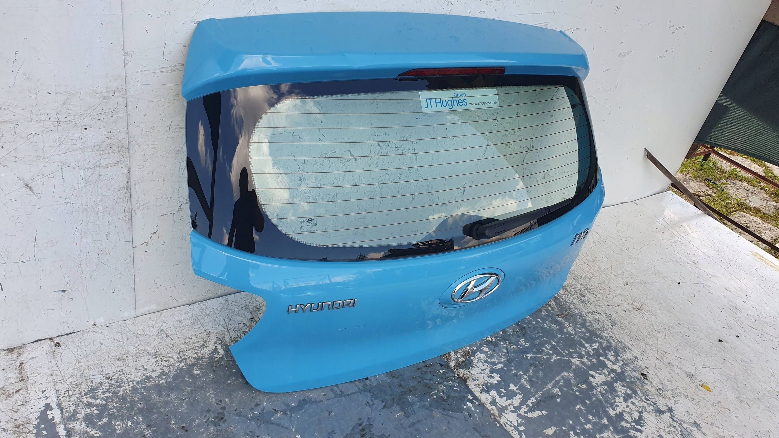 Hyundai i10 2 II 13- trunk door boot