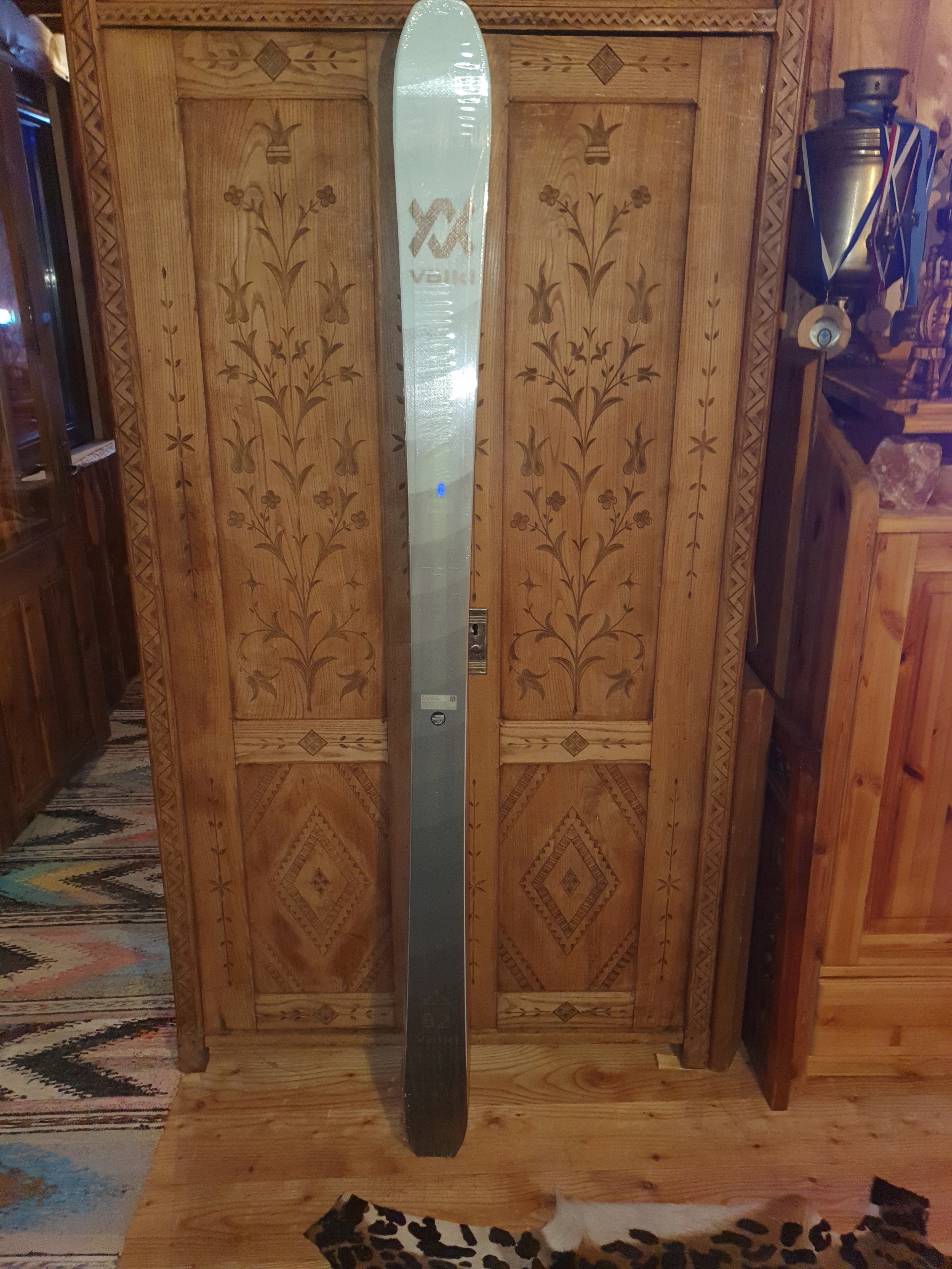 VOLKL RISE UP w 82 rocker dł.170cm /125/82/105mm/ NÓWKI