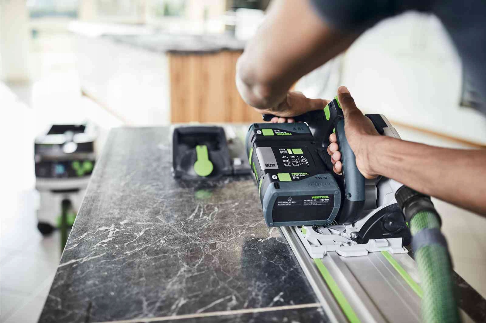 FESTOOL ZAGŁĘBIARKA AKUMULATOROWA TSC KEBI-PLUS XL ZESTAW 2 AKUMULATORY XXL Napięcie akumulatora 2 V