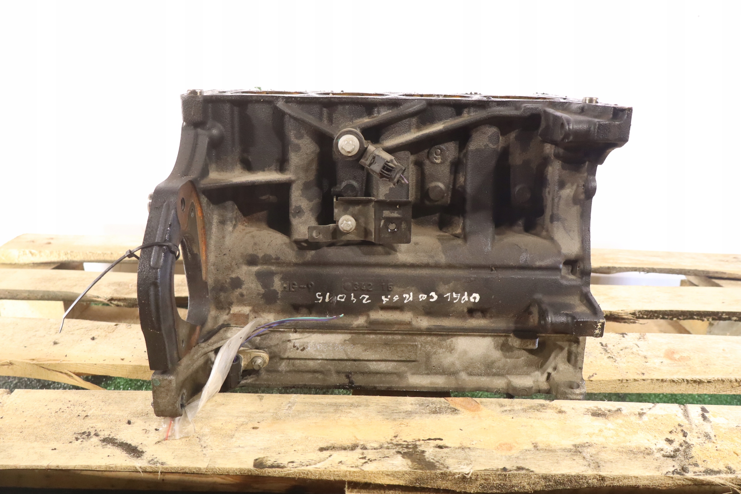 BLOK SILNIKA OPEL CORSA E 1.4