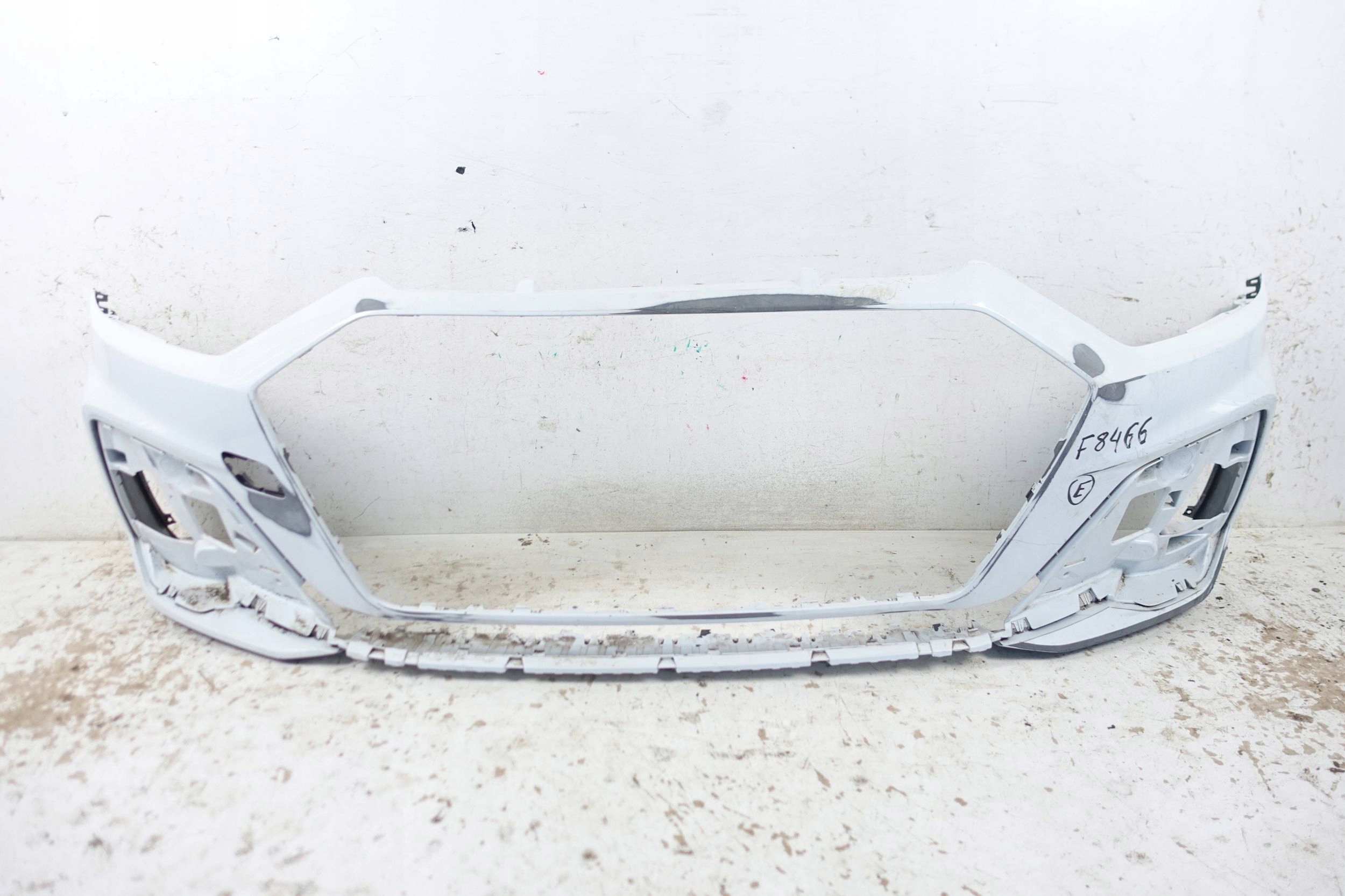 bumper front front AUDI A1 II 82A S-LINE 2018-2025 82A807437F