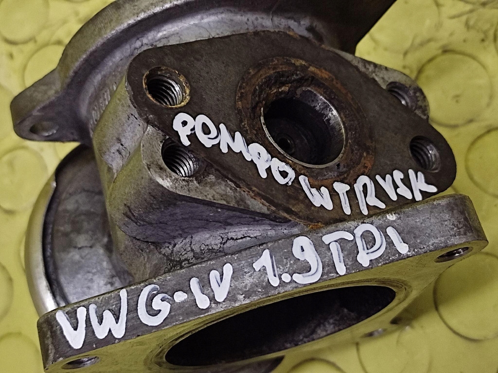 AGR-Ventil VW SEAT AUDI SKODA 038129637D