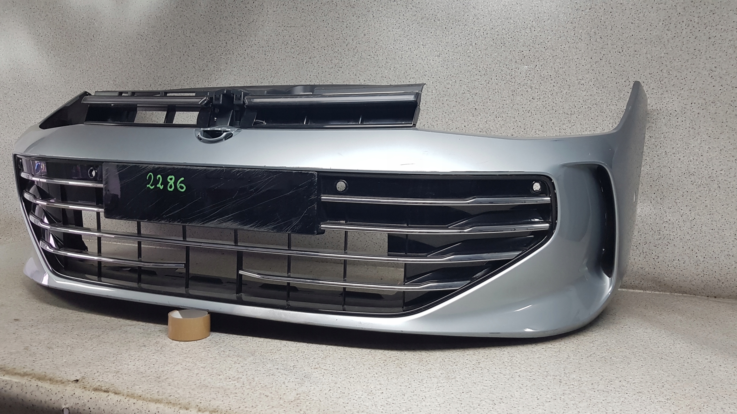 VW PASSAT B9 2024 - Stoßstange vorne 2286