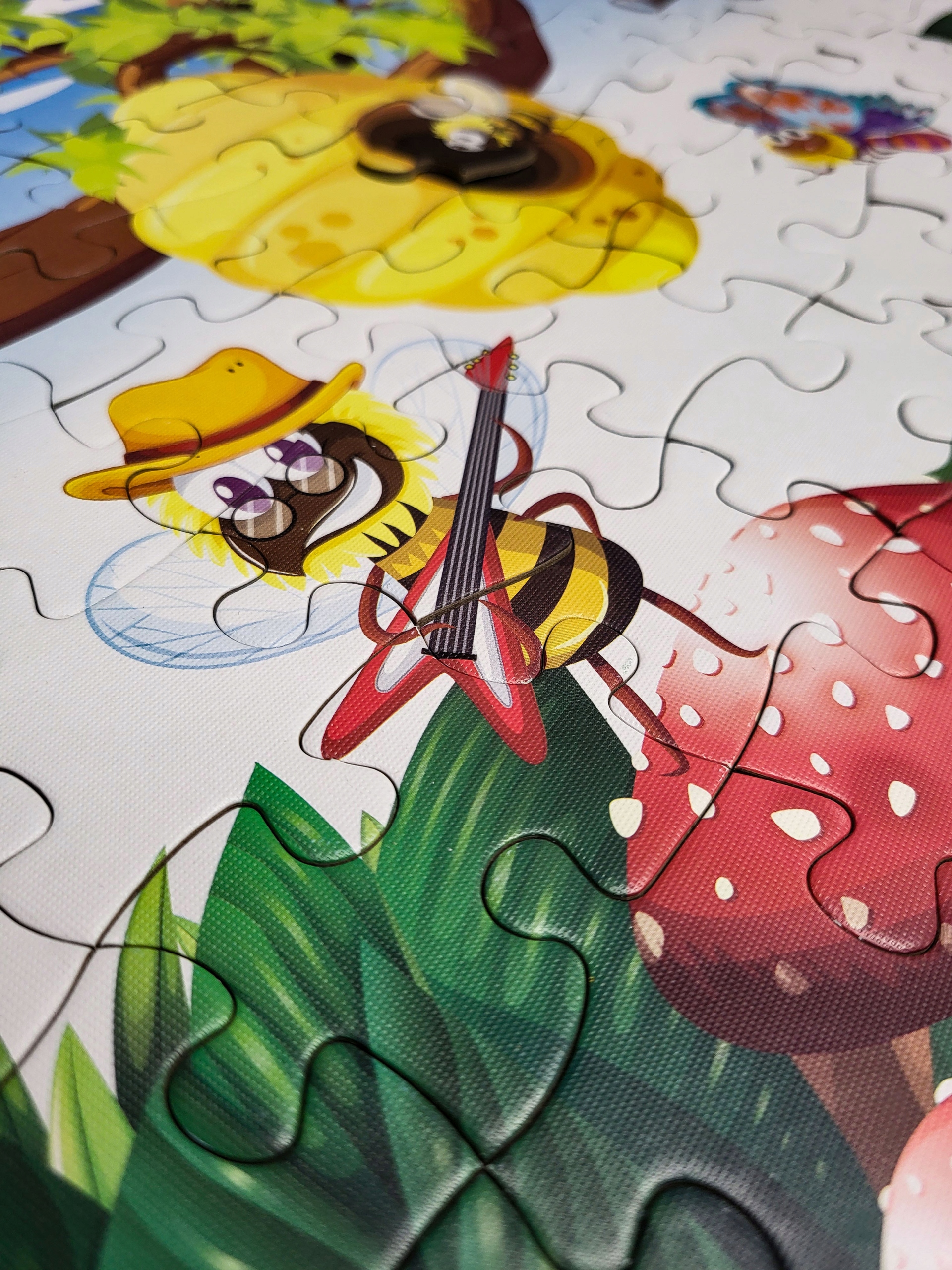 Puzzle dla dzieci Robaczki 100 elementów RegMag w pudełku z uchwytem