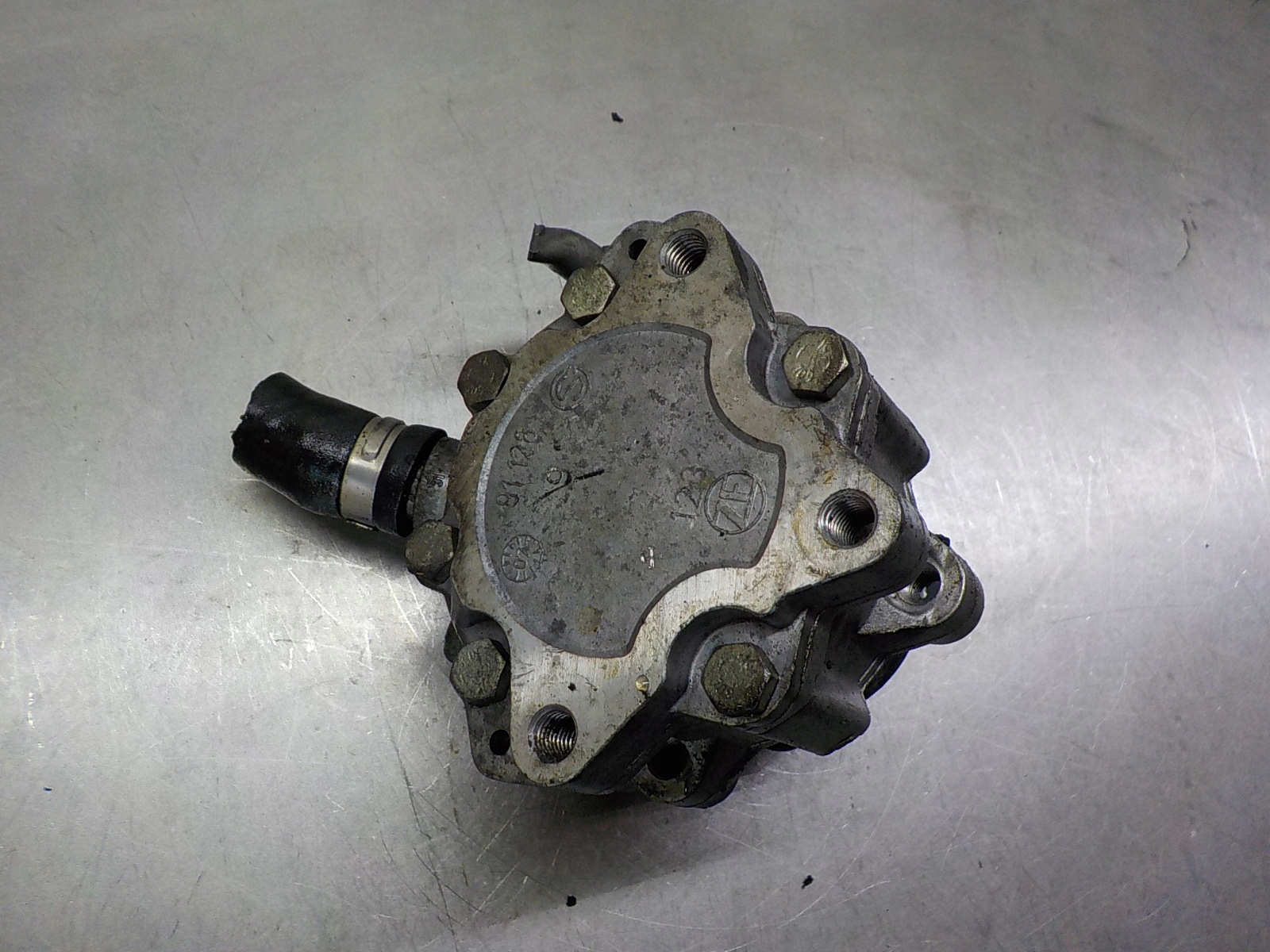 AUDI A4 B7 2.0 TDI servo pump 8E0145155N