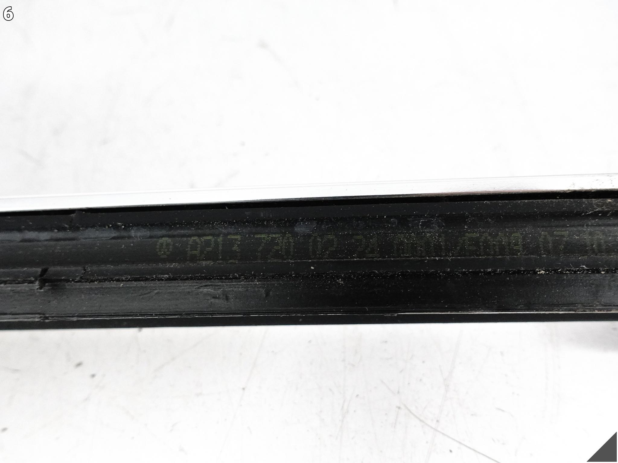 MERCEDES E-KLASA W213 16-23 moulding dust windows door right front