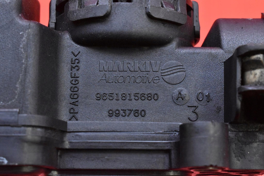 Abdeckung der Ventile Gehäuse 9651815680 CITROEN C4 1 und 1.6 HDI 90 KM 04-08