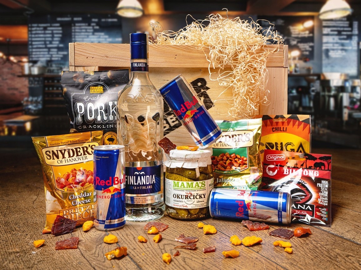 Levně Dárková bedna s vodkou Finlandia – originální dárek pro muže na Narozeniny