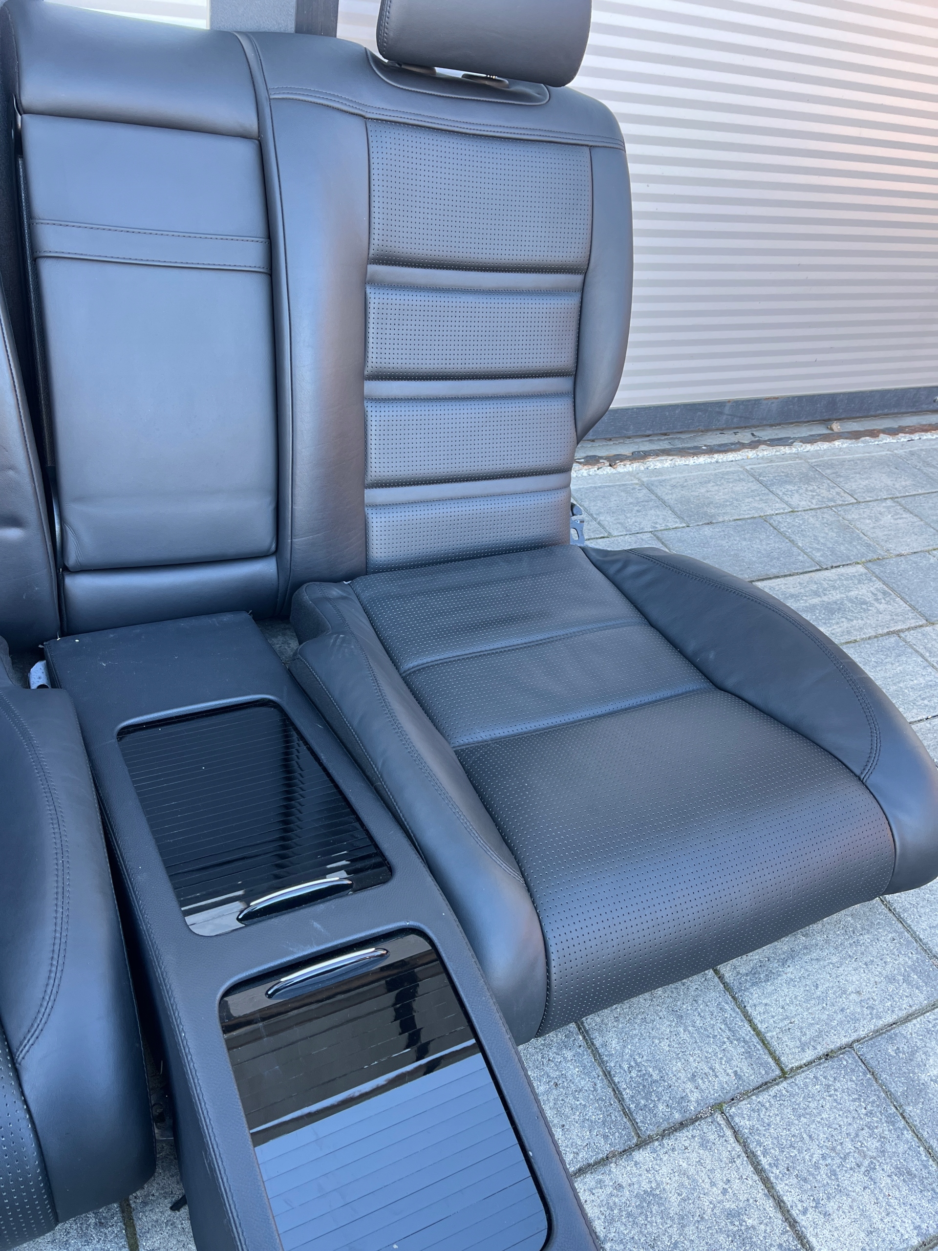 MERCEDES W218 CLS218 CLS 218 6.3 AMG Sitz