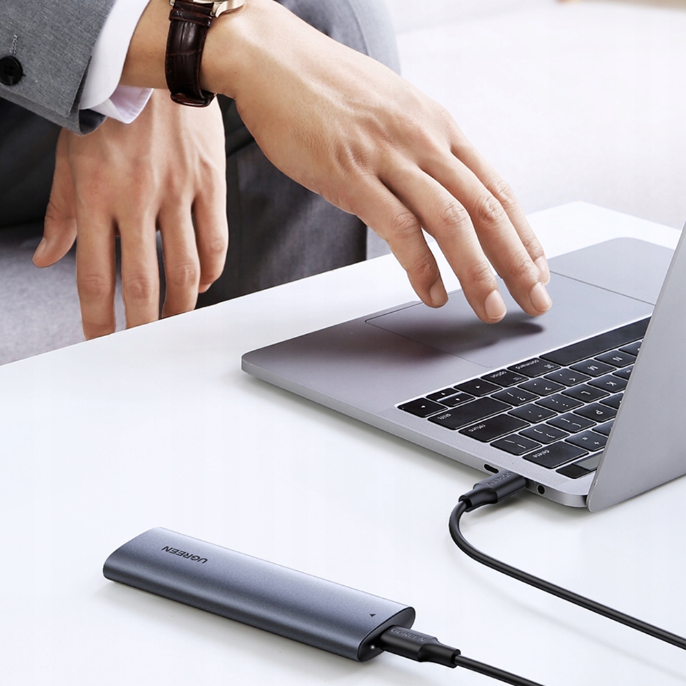 UGREEN OBUDOWA KIESZEŃ DYSKU SSD USB-C 3.1 M.2 B-KEY NGFF SATA 3.0 5 GBPS Producent Ugreen