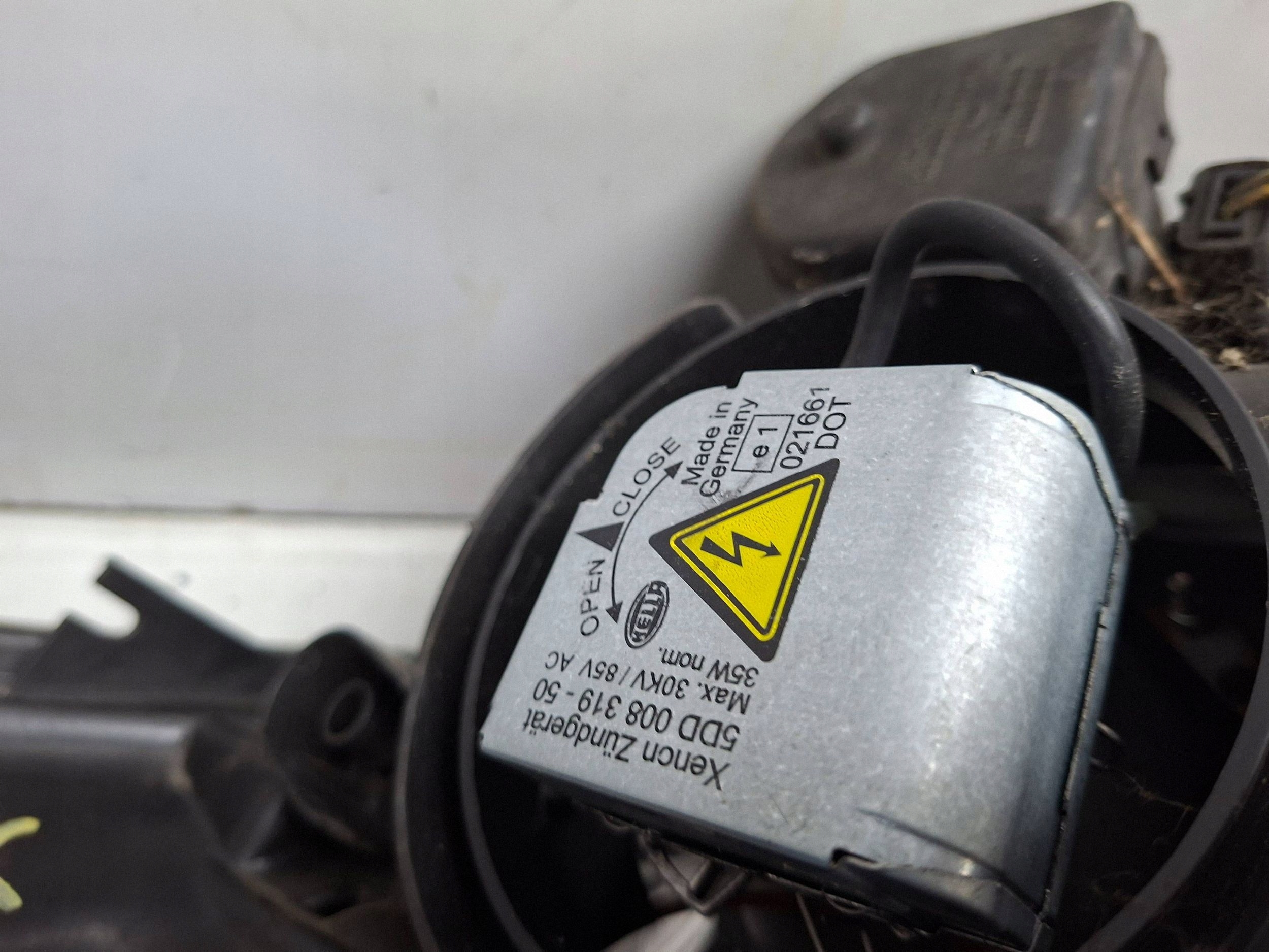 light front left XENON RENAULT ESPACE IV 2003