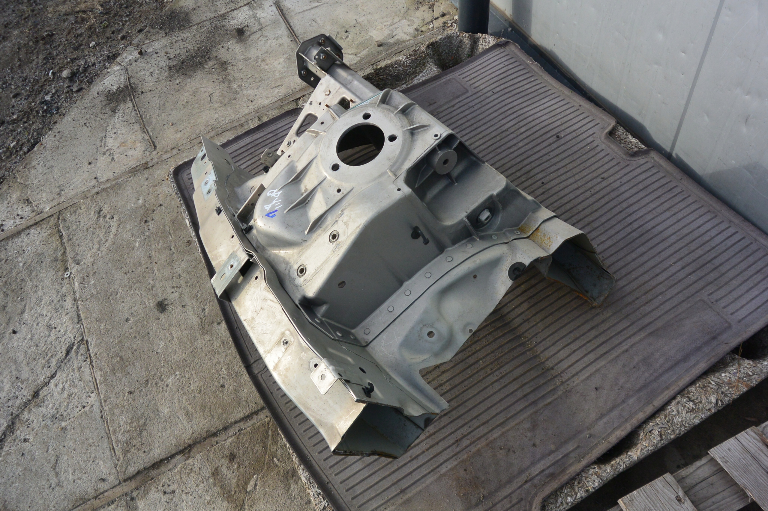 MASERATI QUATTROPORTE VI placement FARTUCH LEW front