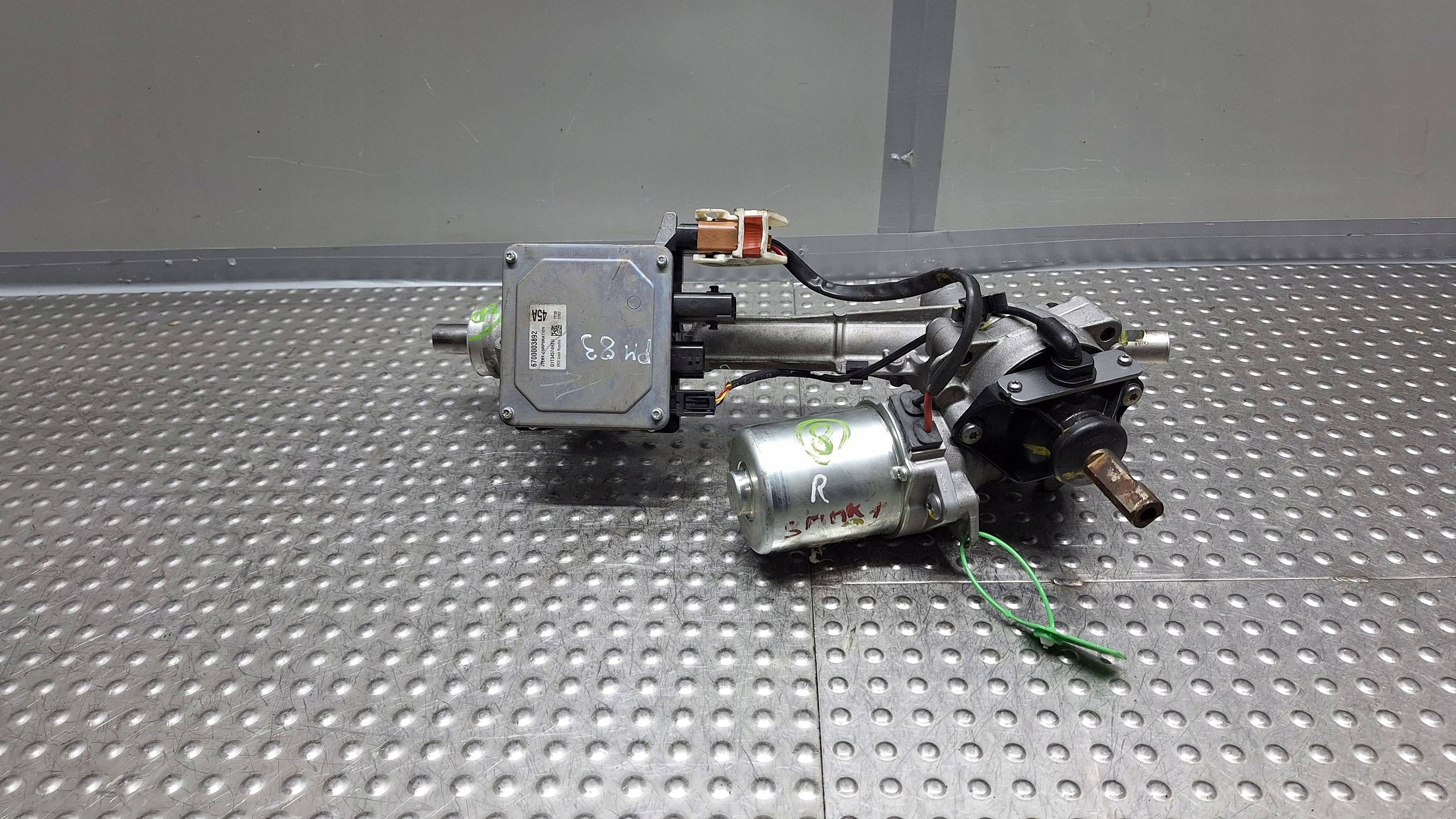 Boîter direction Électrique 6820000258 SMART FORFOUR 453 TWINGO III