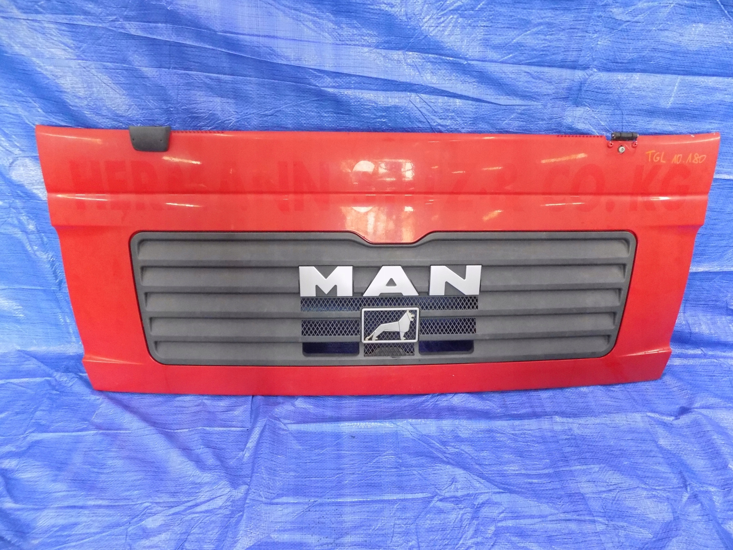 bonnet grill grille MAN TGL 10.180 2007R