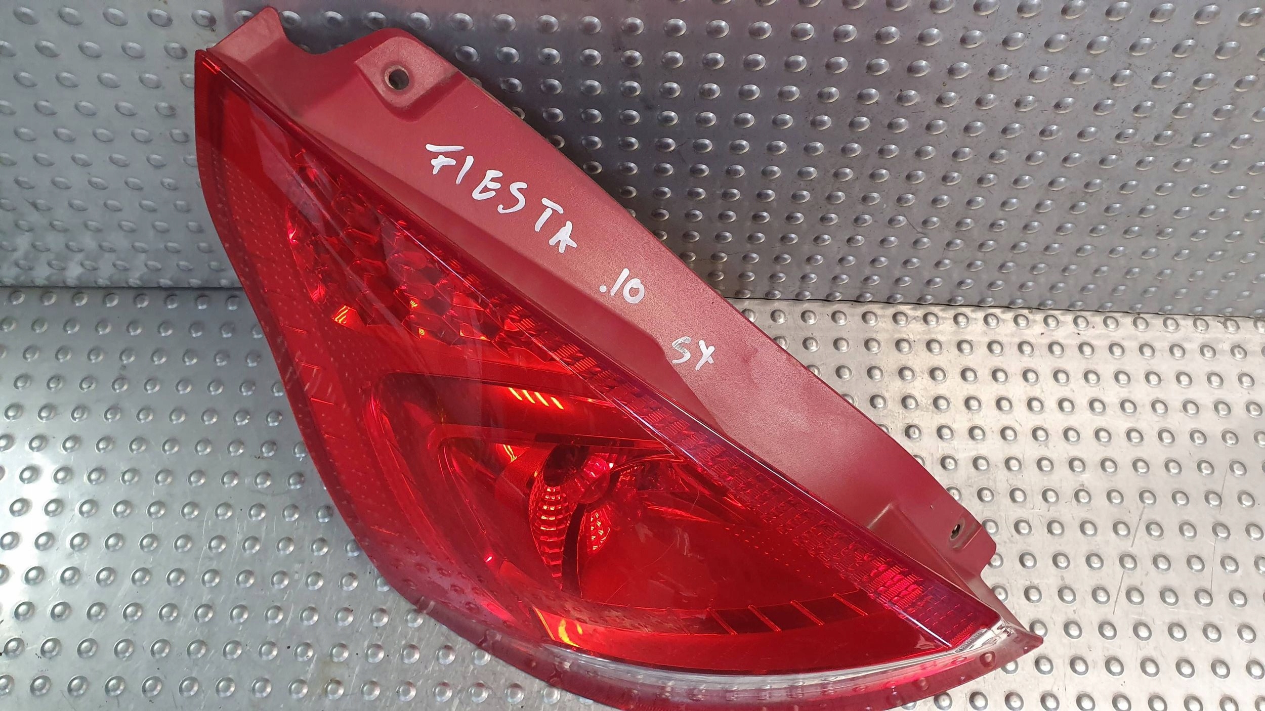 light rear part left FORD FIESTA MK7 08- 8A61-13405-A