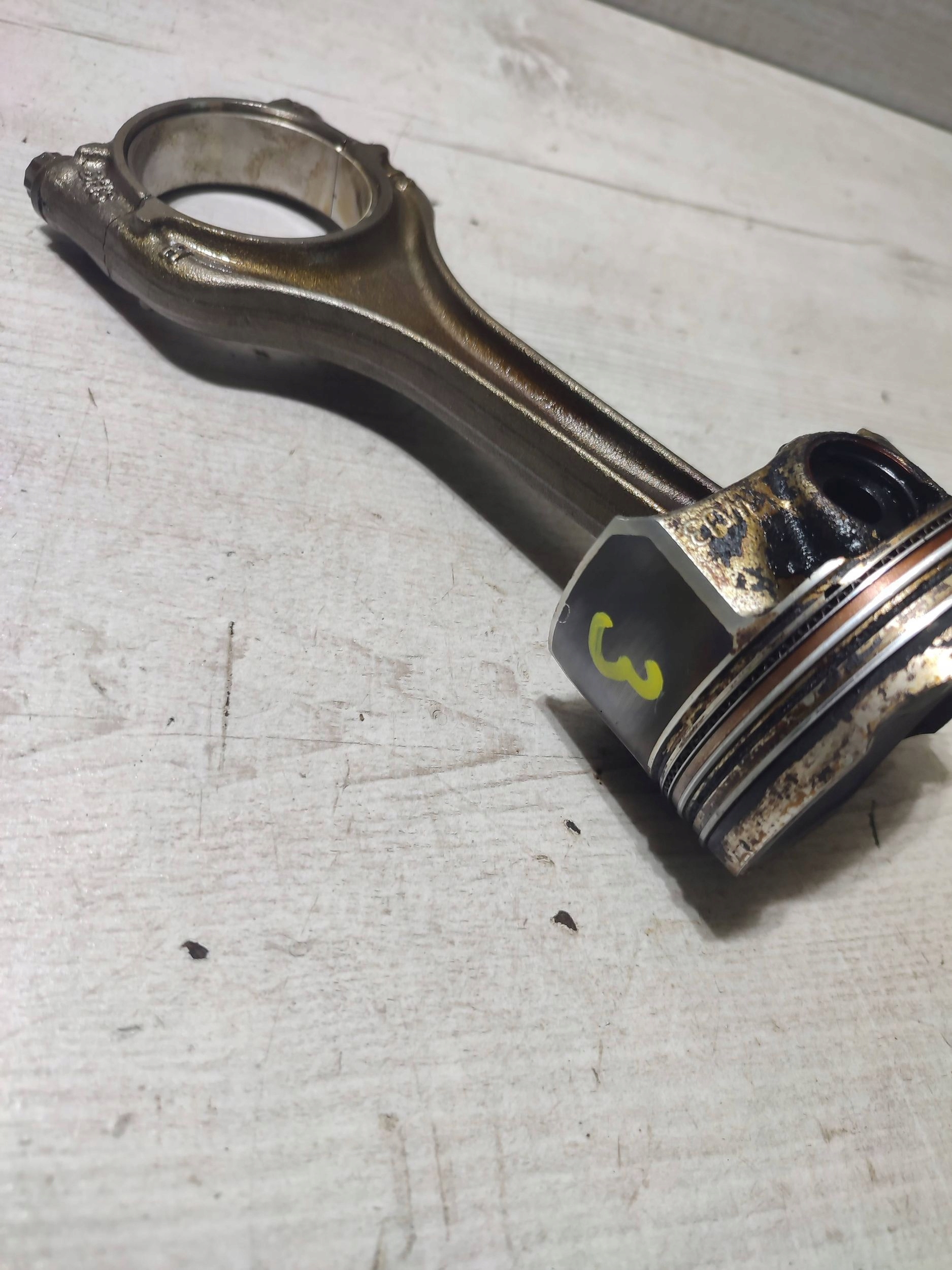 Volkswagen Touran III 2020 Piston avec bielle