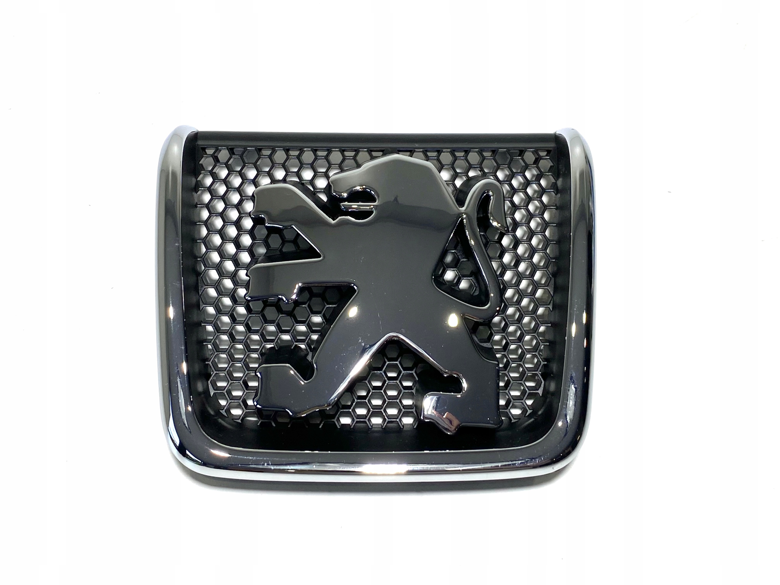 ЕМБЛЕМА МАНЕКЕНА PEUGEOT 406 І 9623832877