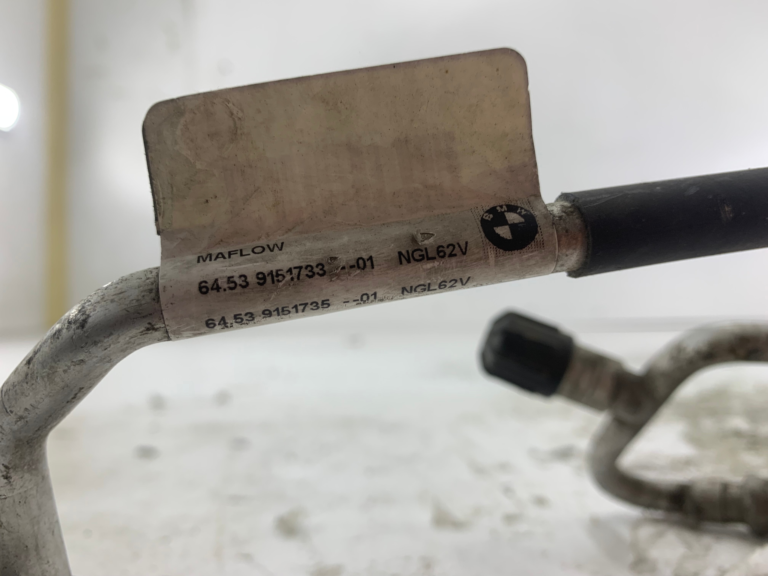BMW E91 E90 2.0 D prijenos klimatizacije 9151733