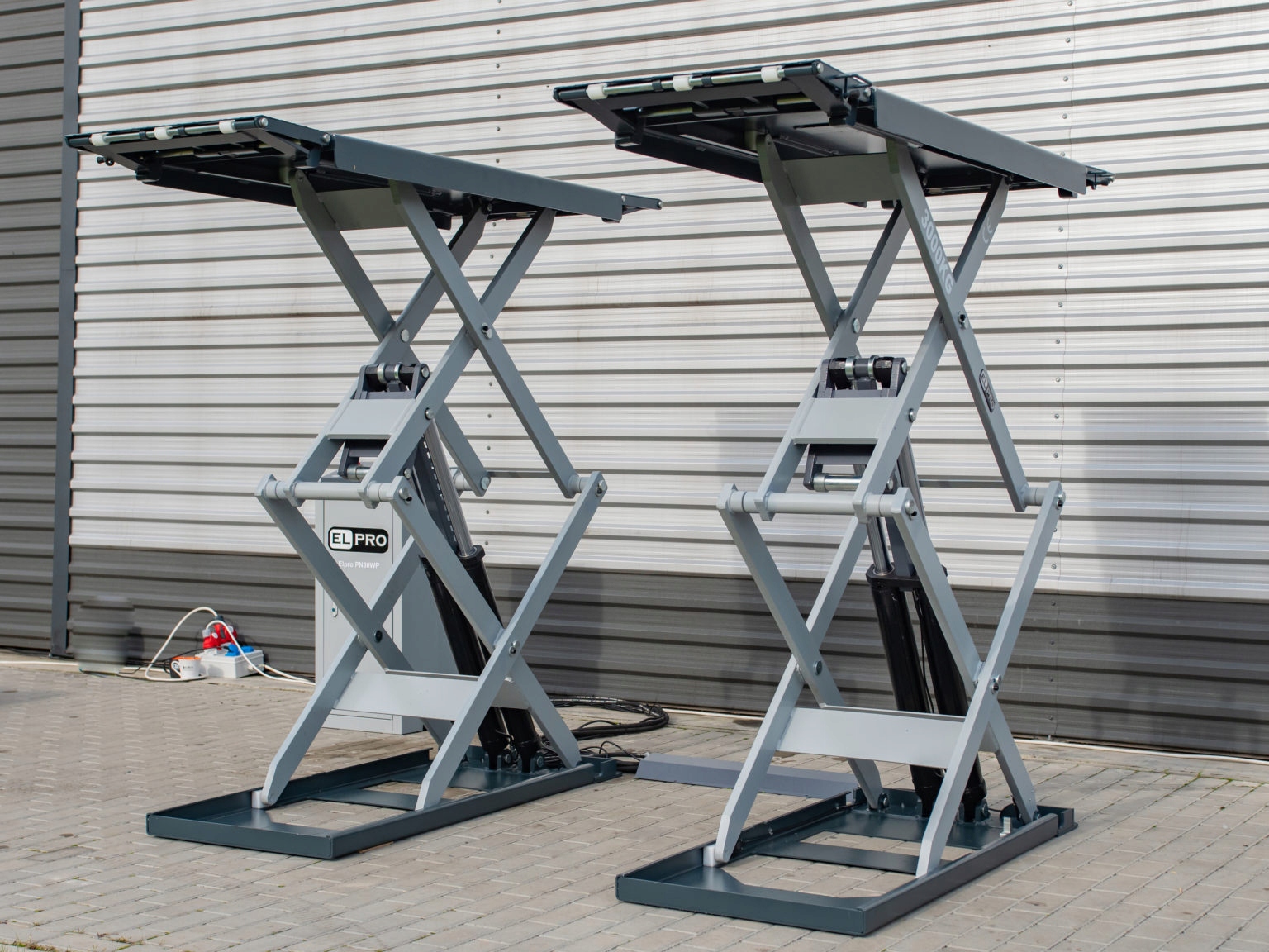 PODNOSNIK NOZYCOWY SAMOCHODOWY ELPRO 3T WYSOKI Engine Power 2 2 kW