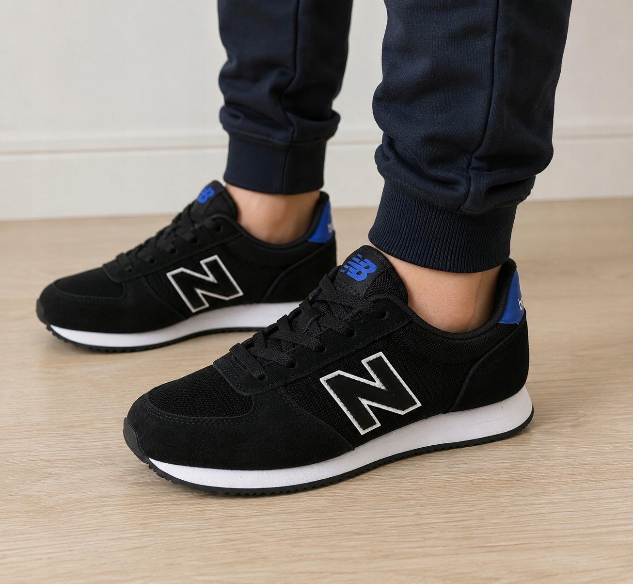 New Balance 220 buty sportowe dla chłopca junior młodzieżowe roz. 38