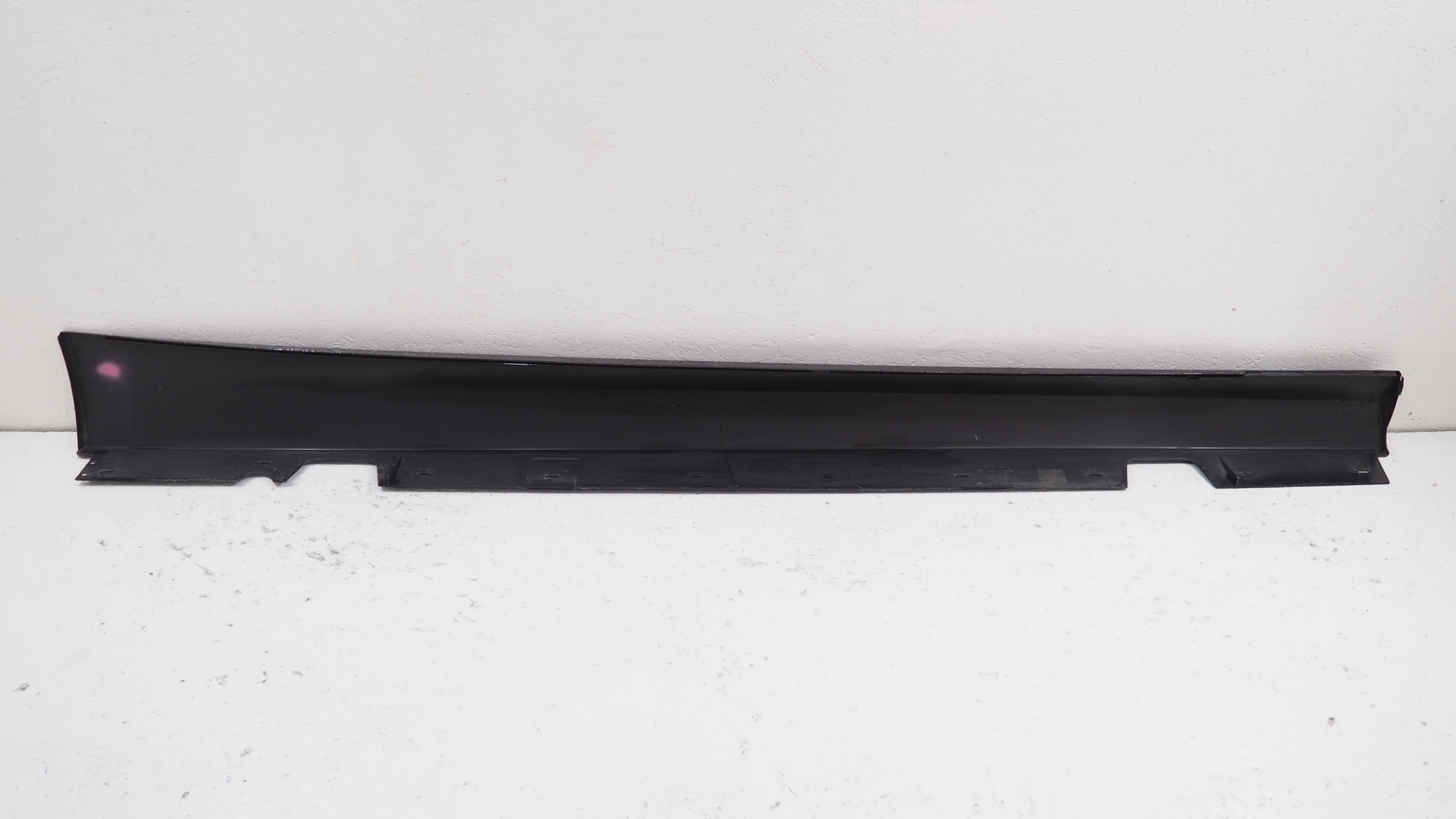 BMW 3 E90 lift moulding threshold left 7202651