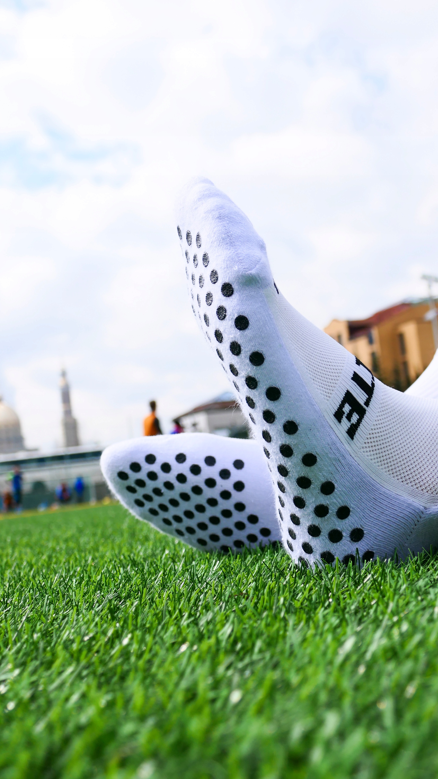 SKARPETY ANTYPOŚLIZGOWE PROSKARY ELITE Właściwości oddychające odprowadzające wilgoć szybkoschnące