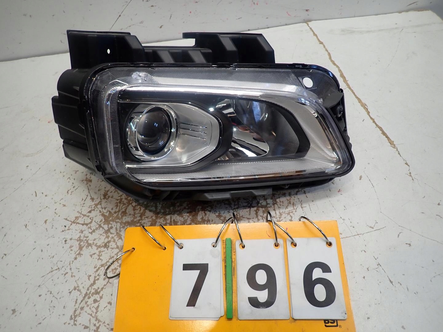light right front right HYUNDAI KONA 2017