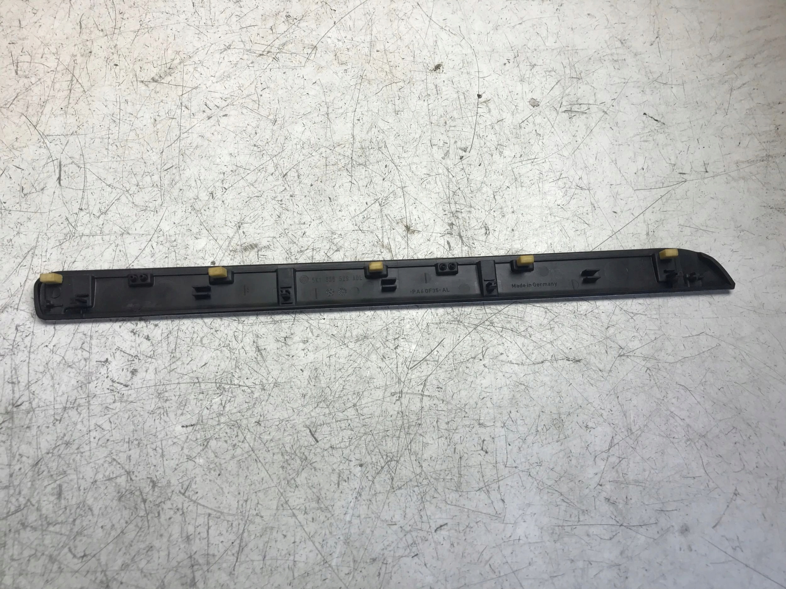 Moulage DEKOR Console VW GOLF VI CABRIO 5K1858529ADL