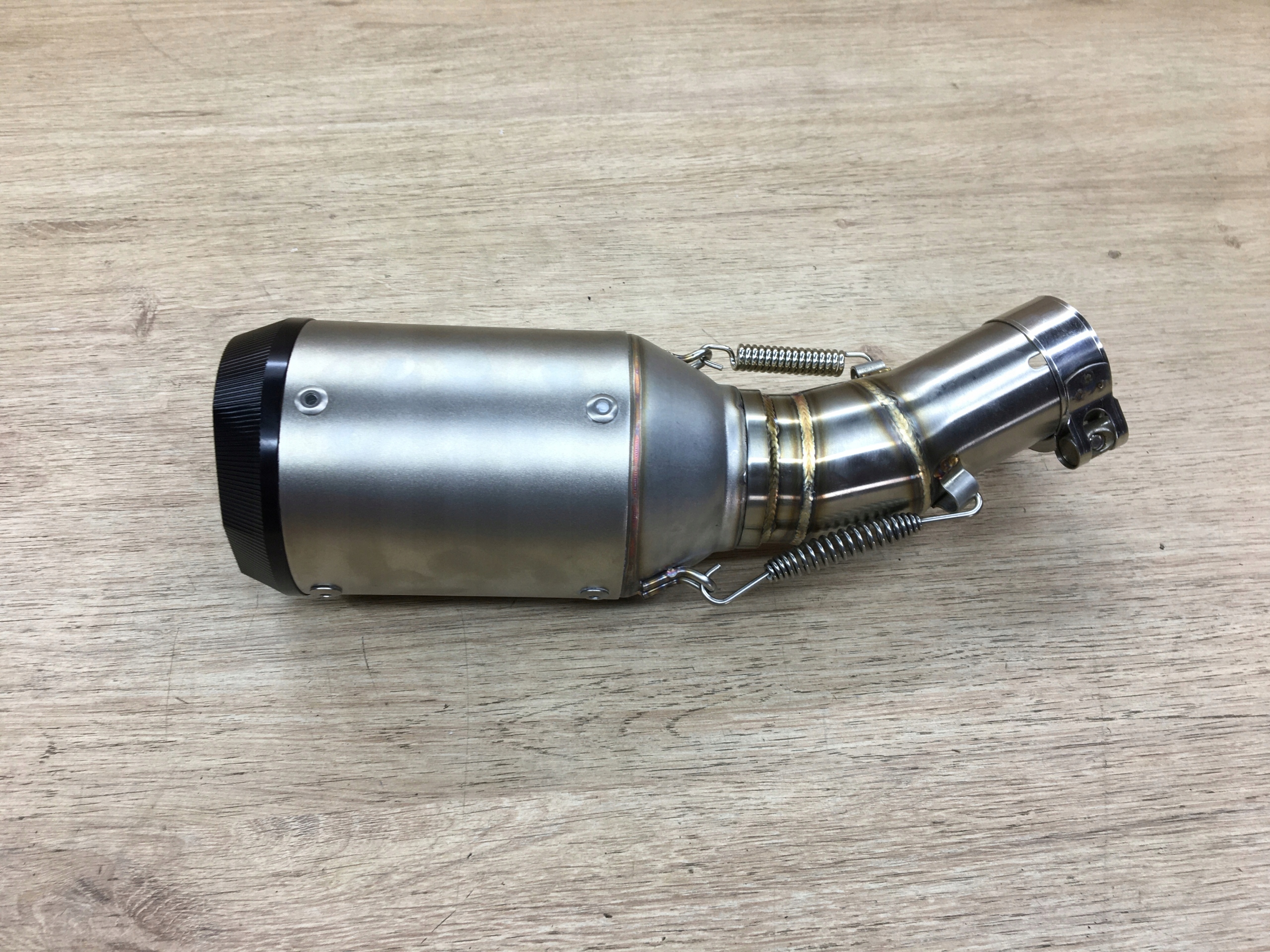 Wydech DB-KILLER SPORTOWY KOLEKTOR Tuning Do KAWASAKI ER6N ER6F ER-6N ER-6F Numer katalogowy części A.169/66.+M.169/32.