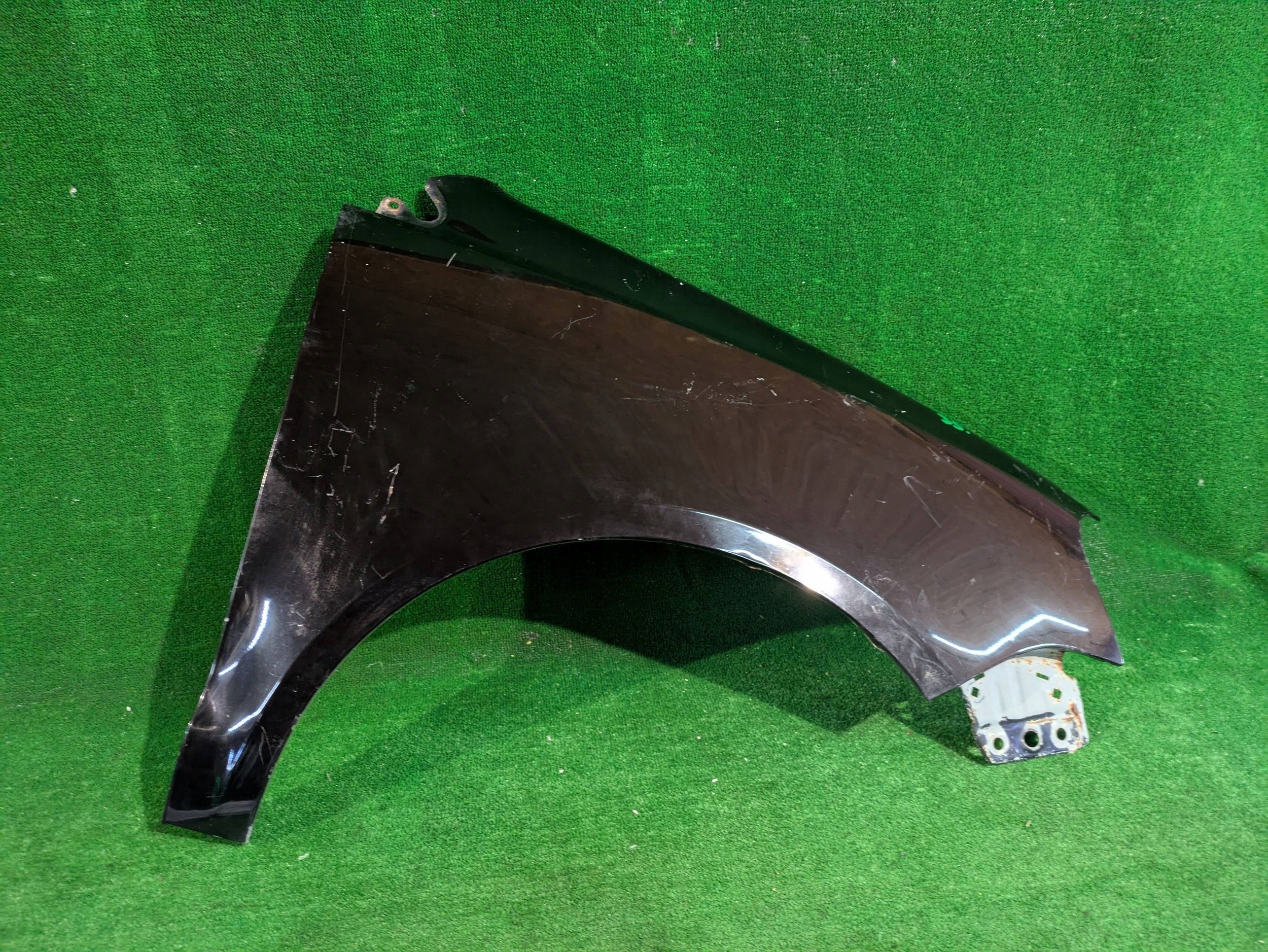 fender front right front VW POLO 05- LIFT