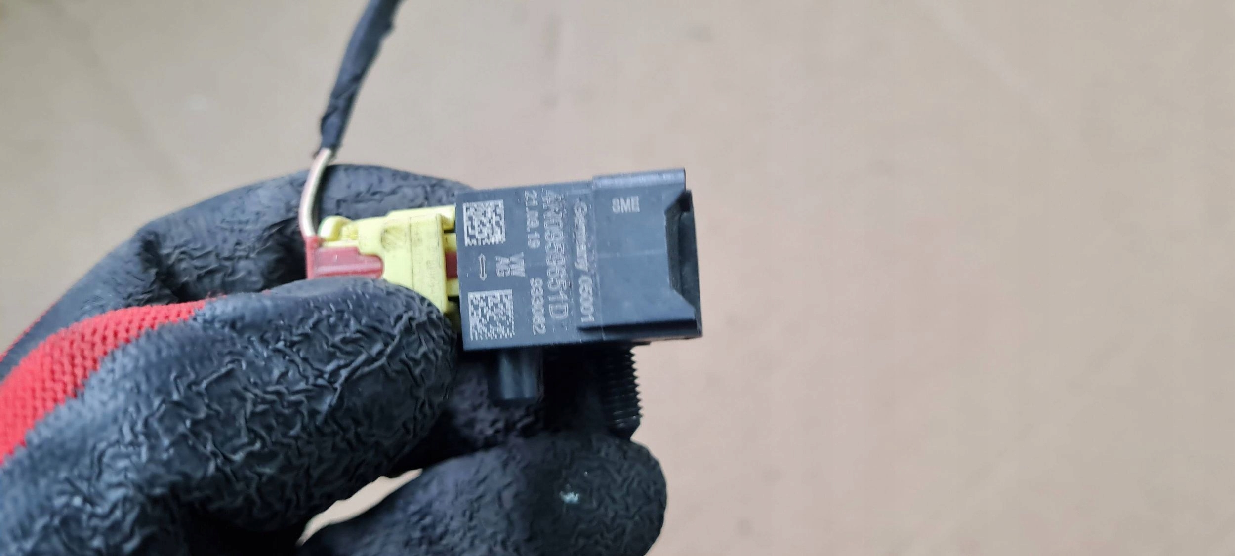 Q5 80A SQ5 impact sensor connecting spoiler KOSTKA 4M0959651D A4 B8 8W A5