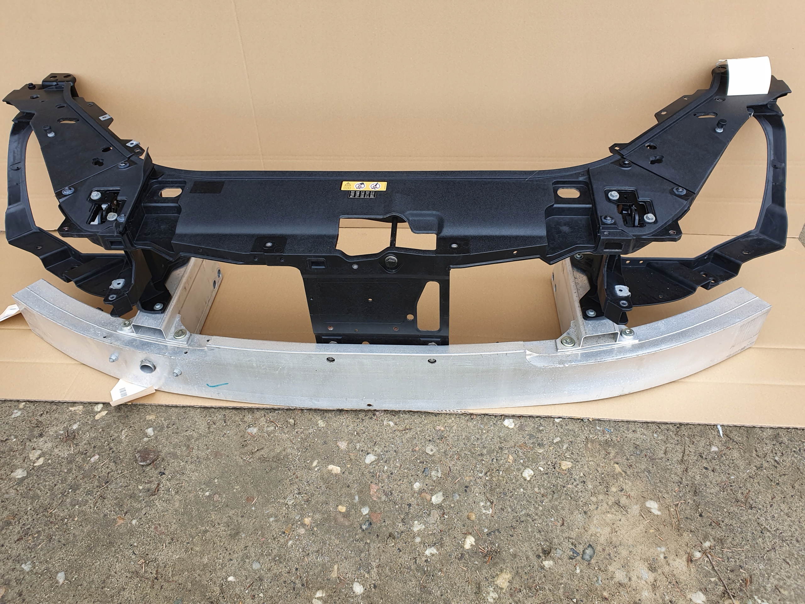 MERCEDES 222 WZMOCNIENIE PAS PRZODU S KLASA 222