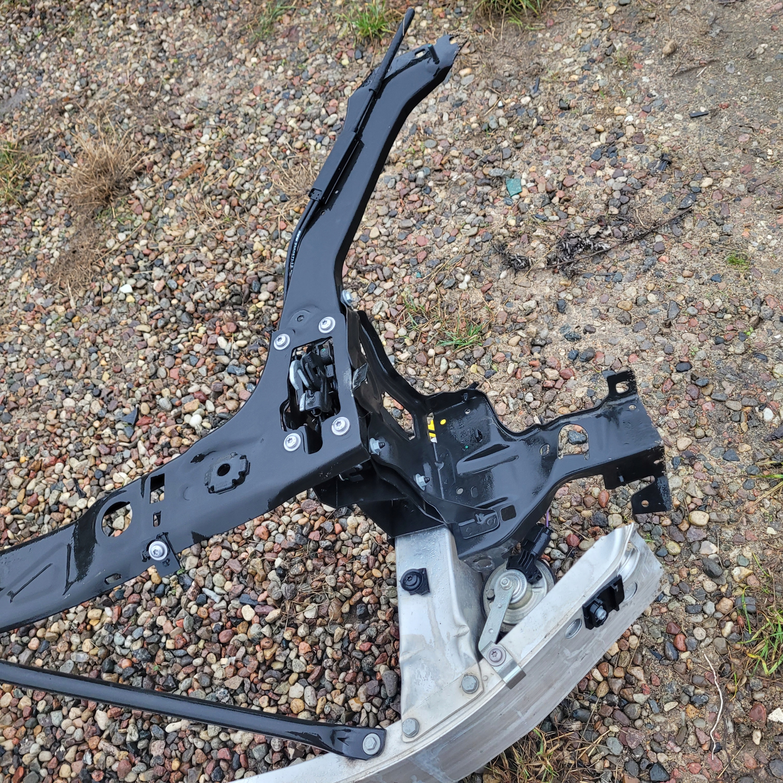 Schlossträger oben träger BMW 2 F46