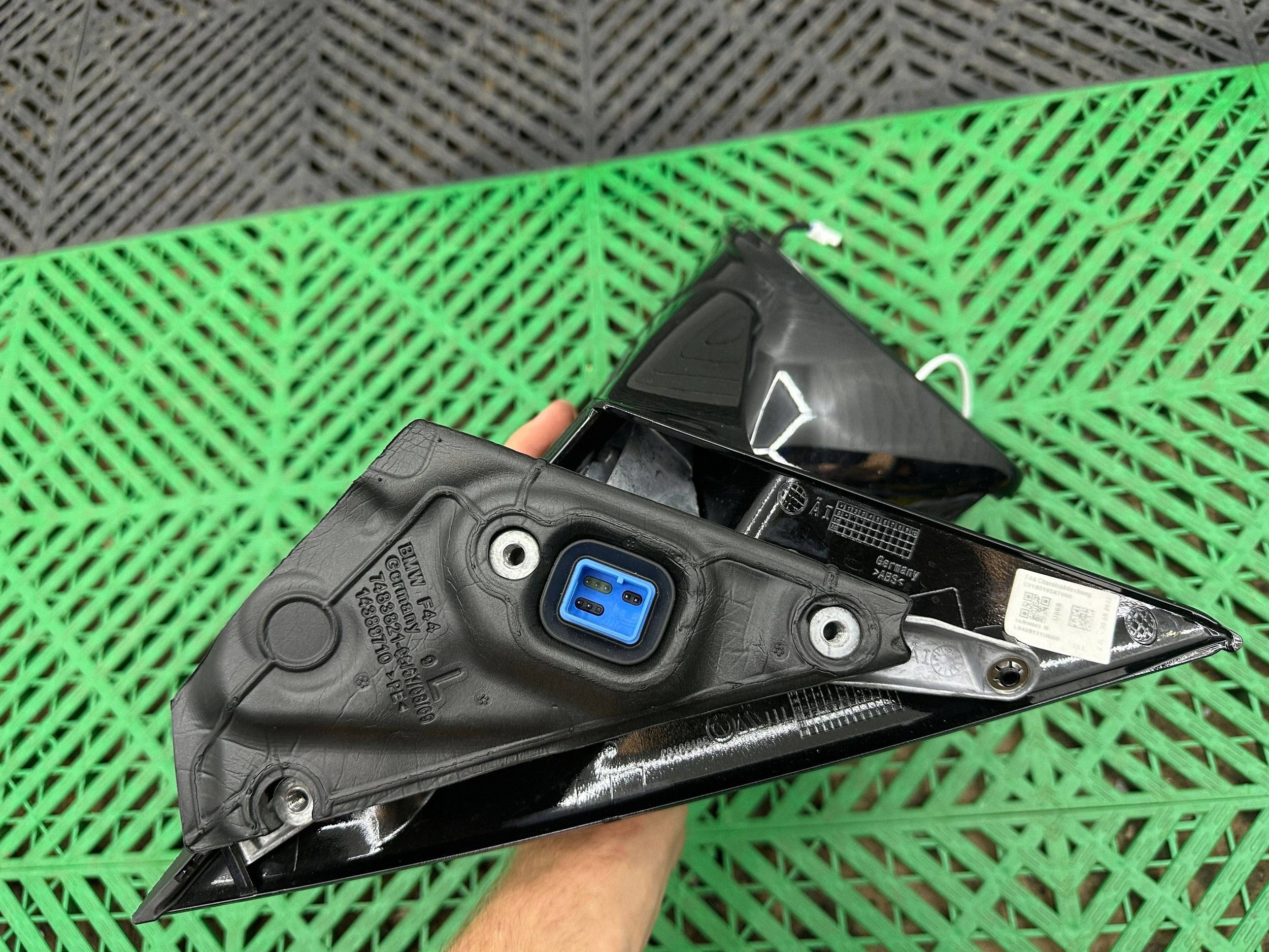 electrics mirror side front side left BMW 2 F44 7 PIN
