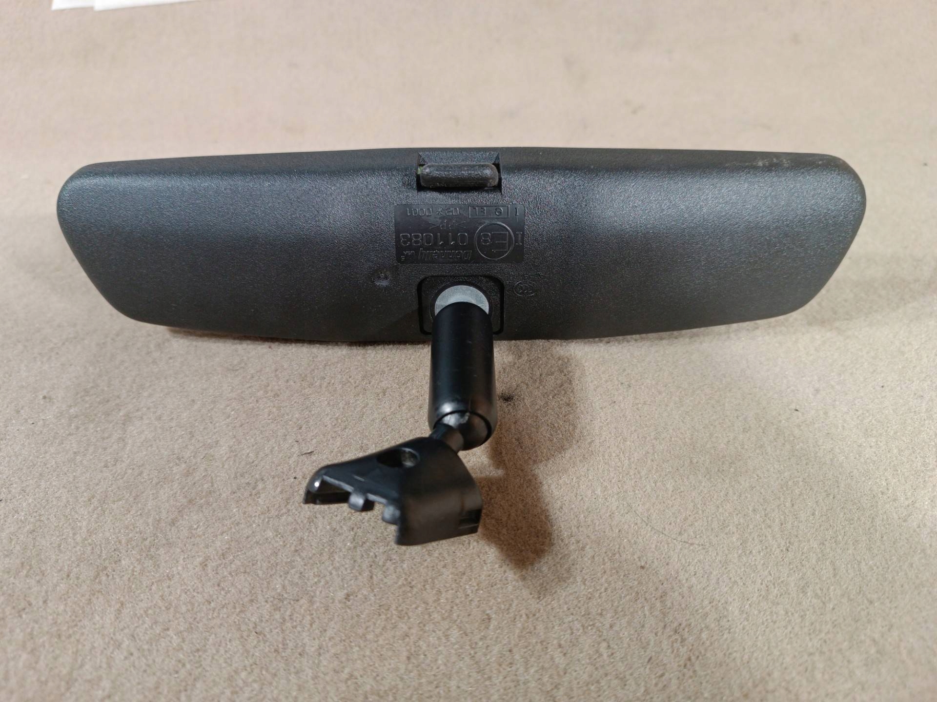 rear-view mirror Chrysler Town and Country 5 2009