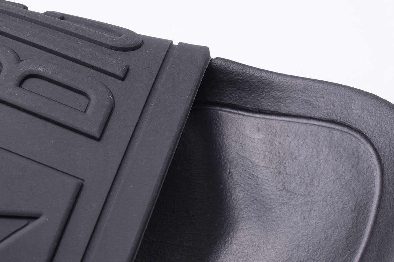 KLAPKI MĘSKIE BIG STAR BASENOWE PLAŻOWE GUMOWE SPORTOWE CZARNE DD174690 Kolor czarny