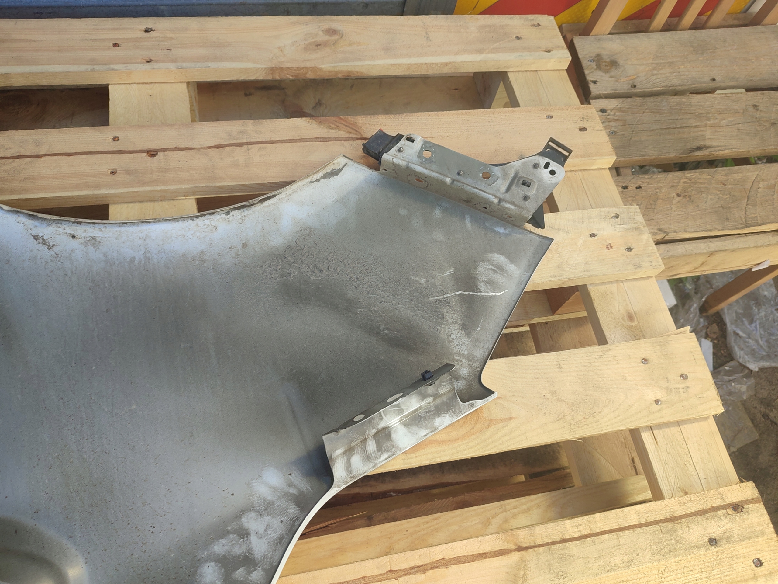 fender right front right front Opel Meriva B Z474