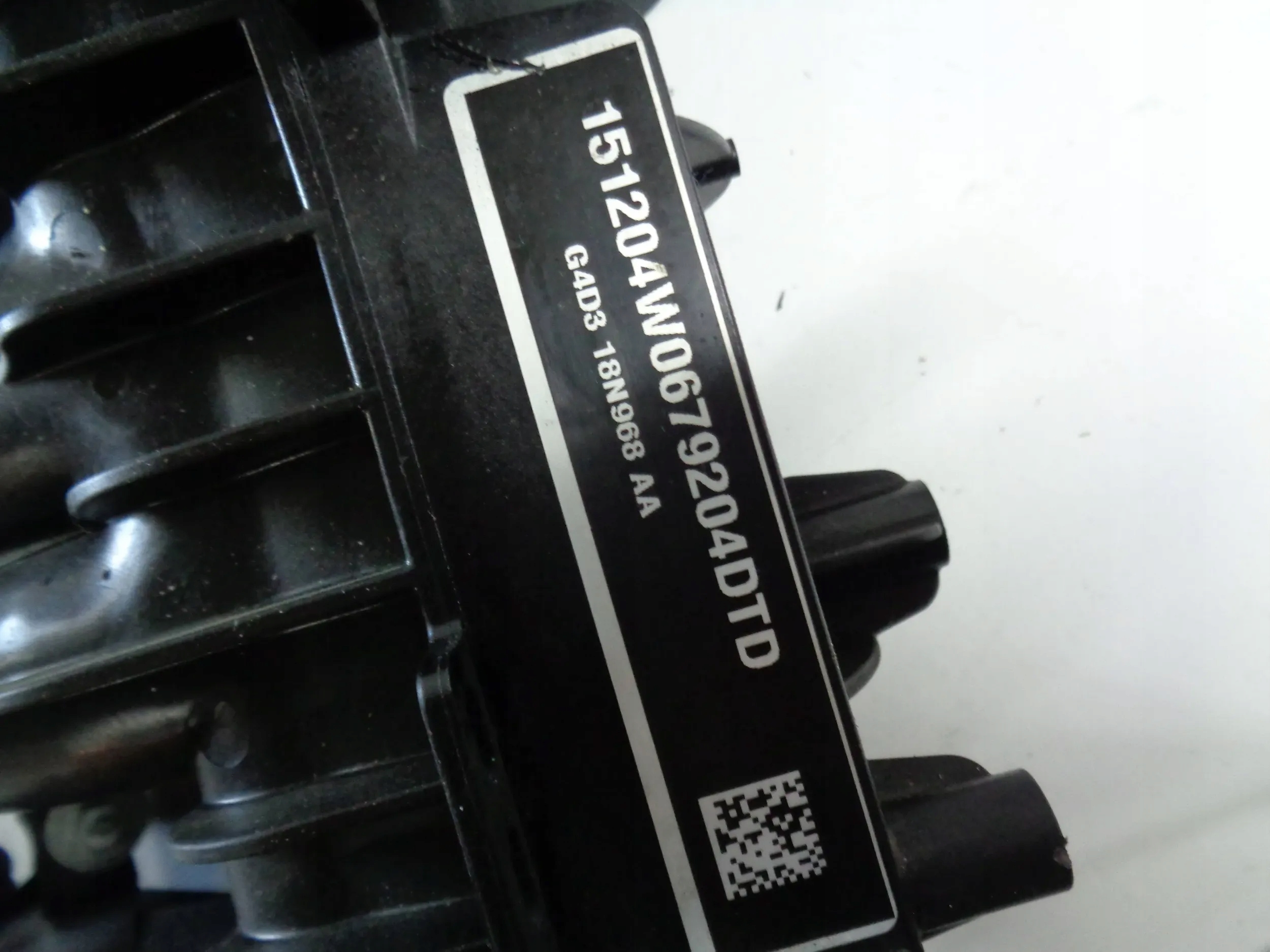 JAGUAR XE F-PACE EVOQUE 2.0 D INTAKE MANIFOLD G4DE18N968AA