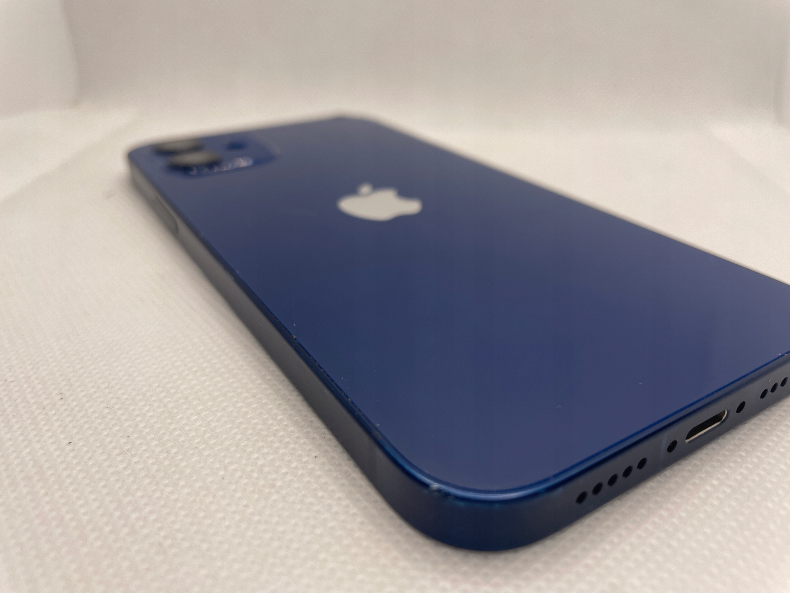 Apple iPhone 12 ネイビー Apple iPhone 12 - 64GB 128GB 256GB - All Colors - Excellent