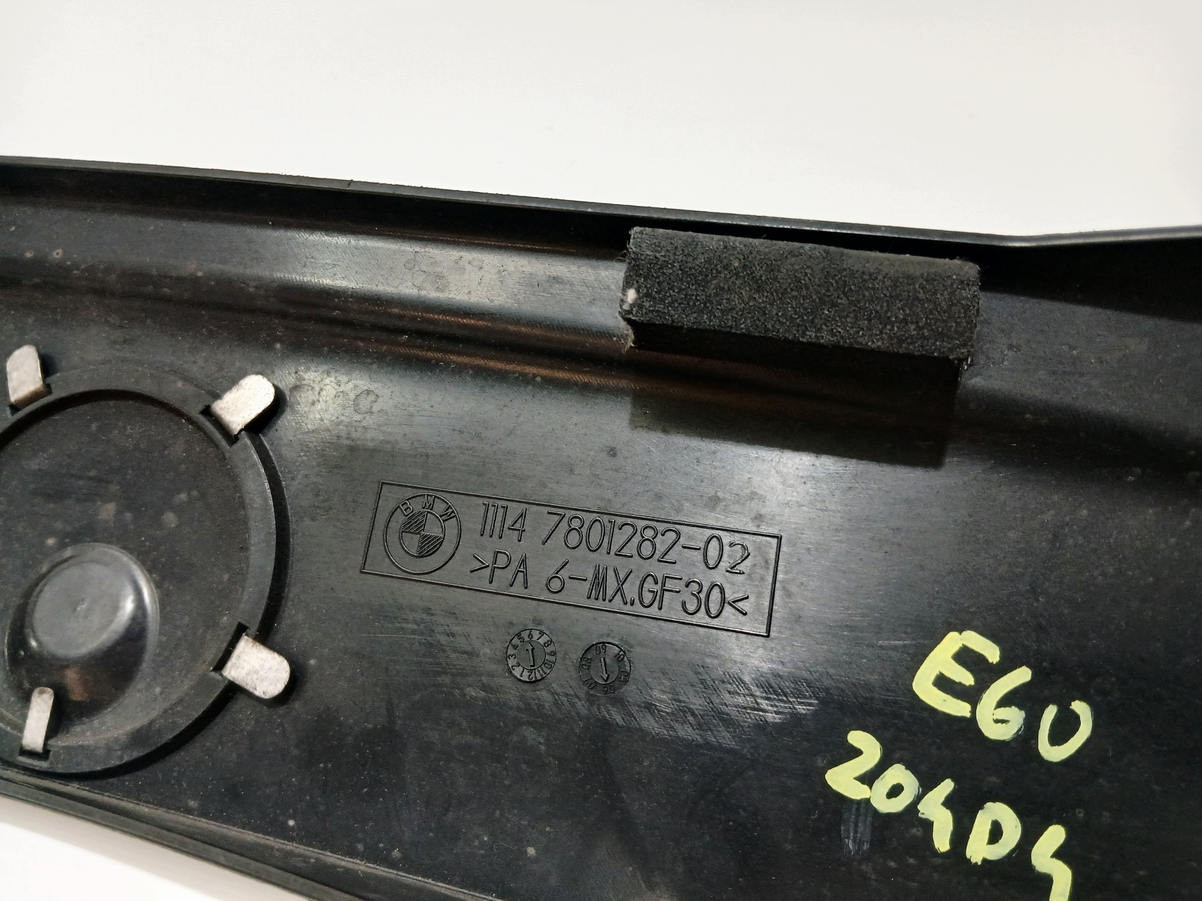 kryt horn stěny předního BMW E60 204D4 7801282