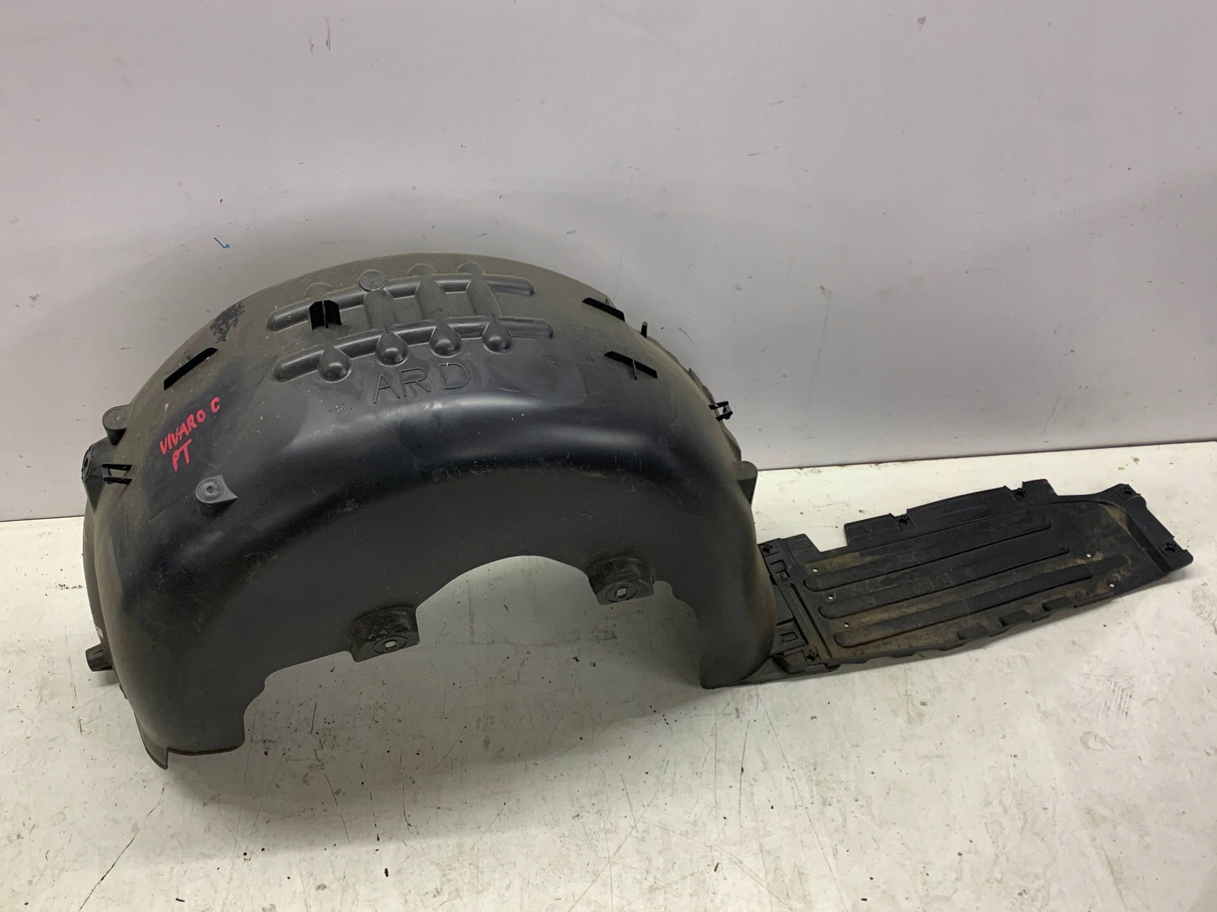 mudguard right rear part right rear. 9857657580 OPEL VIVARO C (2019-) JUMPY PROACE