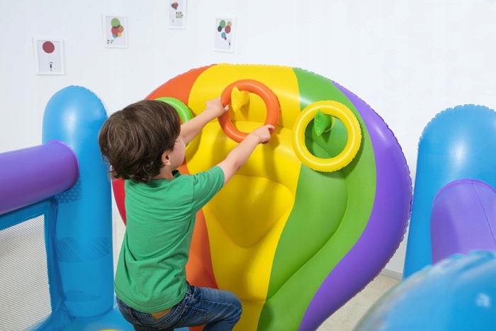 DMUCHANA TRAMPOLINA TĘCZOWY ZAMEK BESTWAY 52269 Wiek dziecka 3 lata +