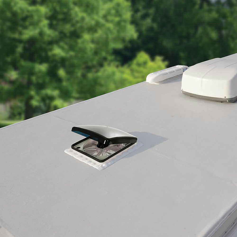 OKNO WENTYLATOR WYCIąGOWY RV ZE śWIATłAMI LED EAN (GTIN) 4048374152051