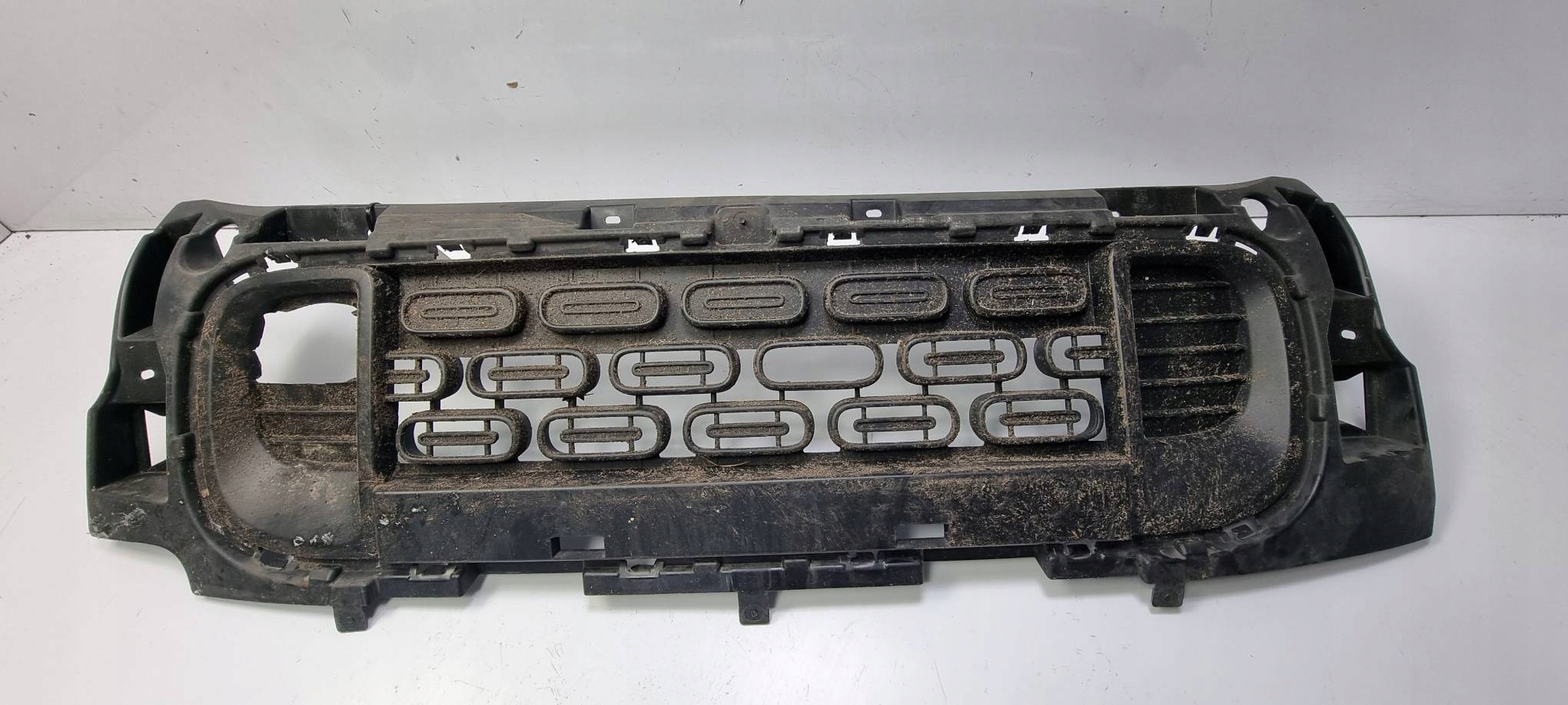 grid of a bumper front 9816749880 CITROEN BERLINGO III
