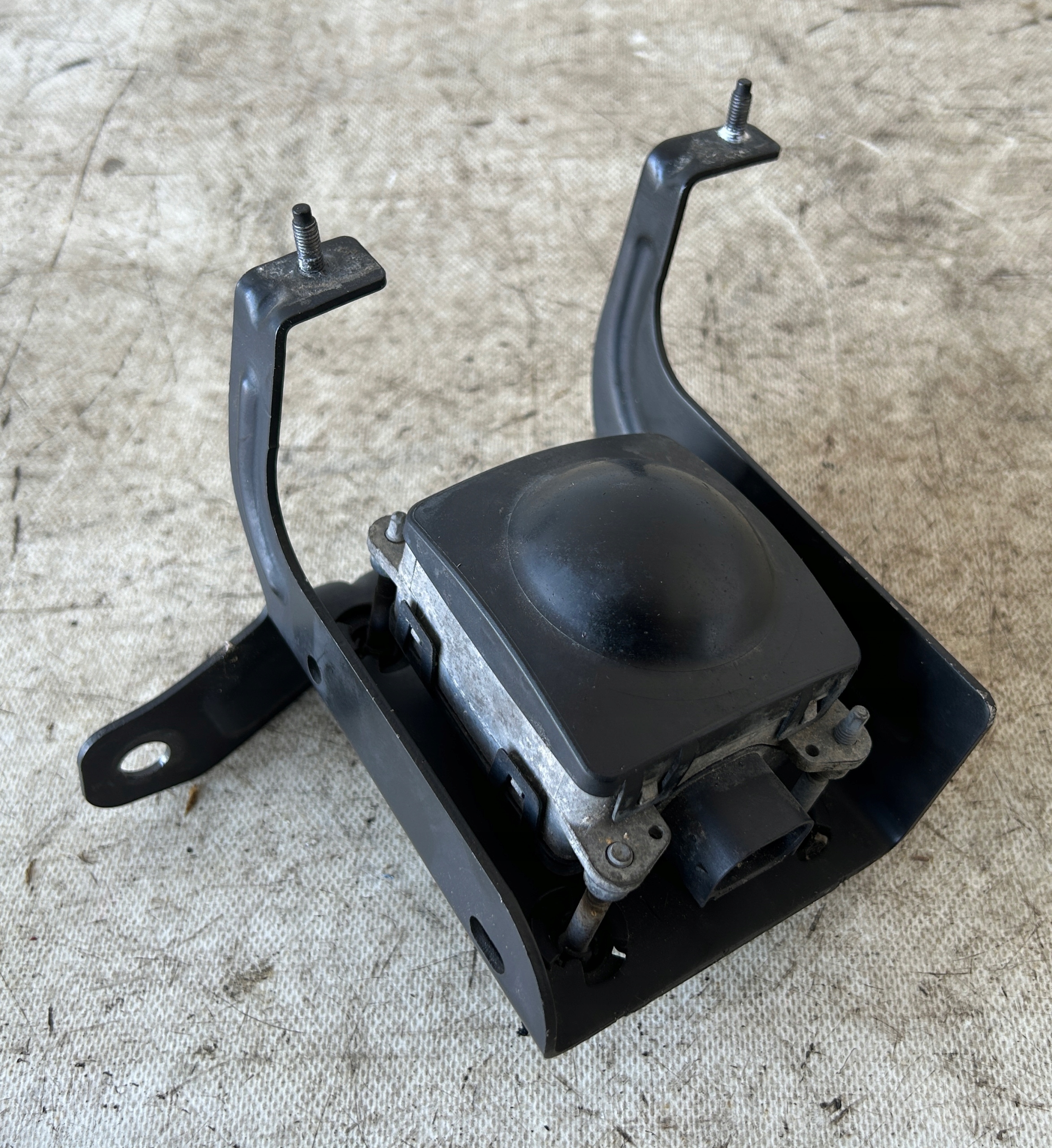 Радар DISTRONIC ACC BMW E60 E61 E65 E66 6773712