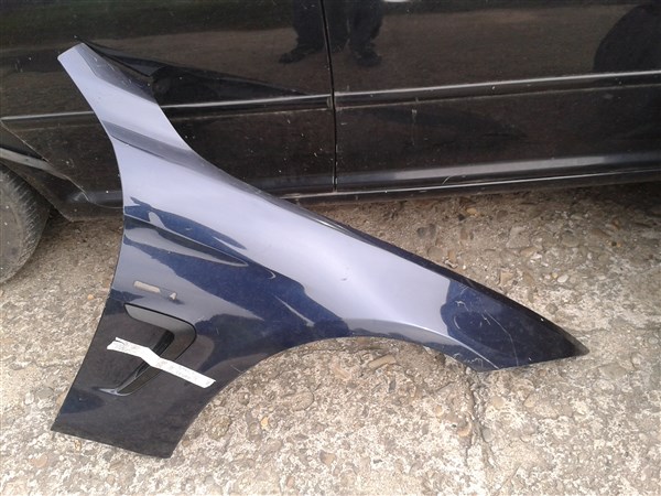 BŁOTNIK PRAWY PRZEDNI BMW 4 COUPE